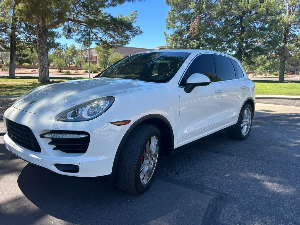 Load larger image of 2011 Porsche Cayenne Turbo - Stuttcars Classified