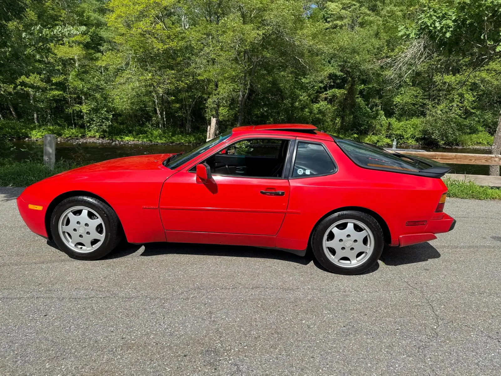 Load larger image of 1991 Porsche 944 S2 - Stuttcars Classified
