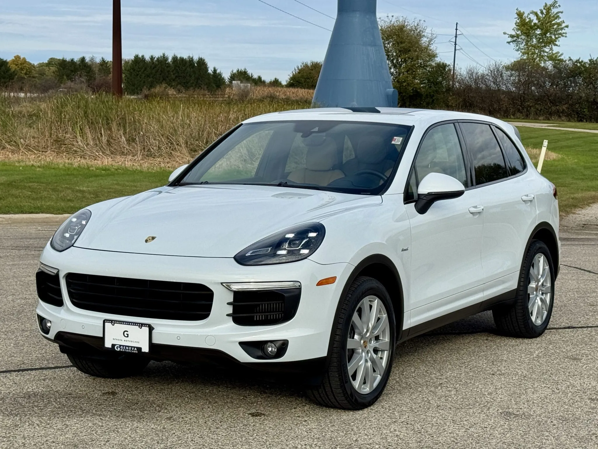 Load larger image of 2015 Porsche Cayenne Diesel - Stuttcars Classified