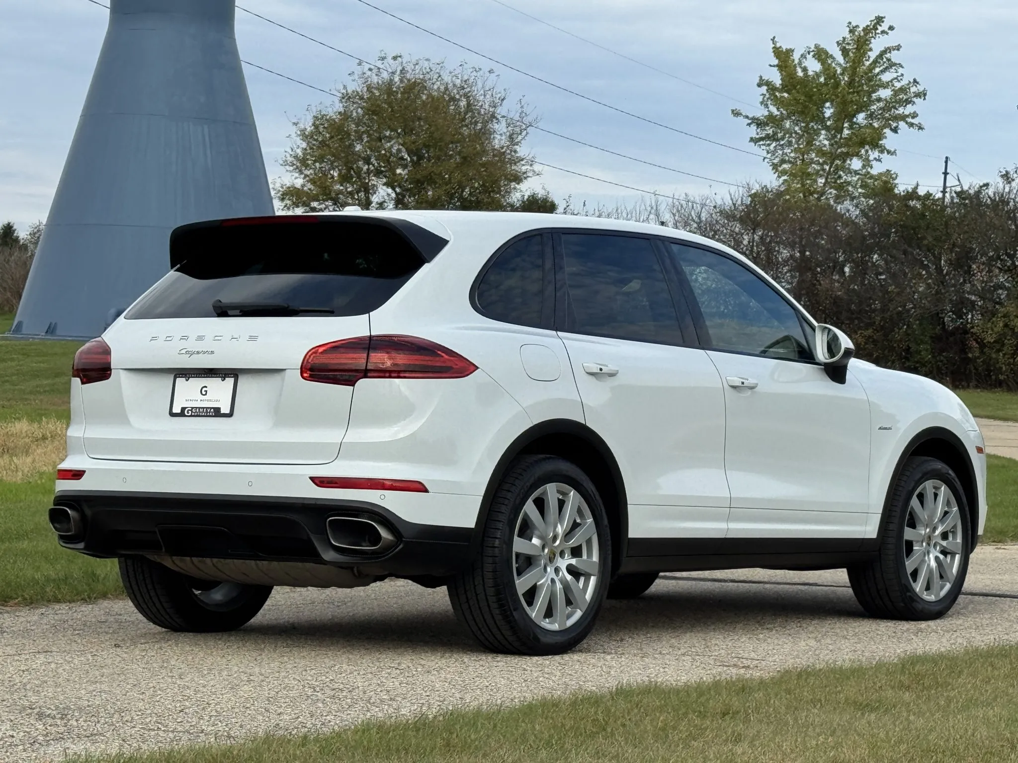 Load larger image of 2015 Porsche Cayenne Diesel - Stuttcars Classified