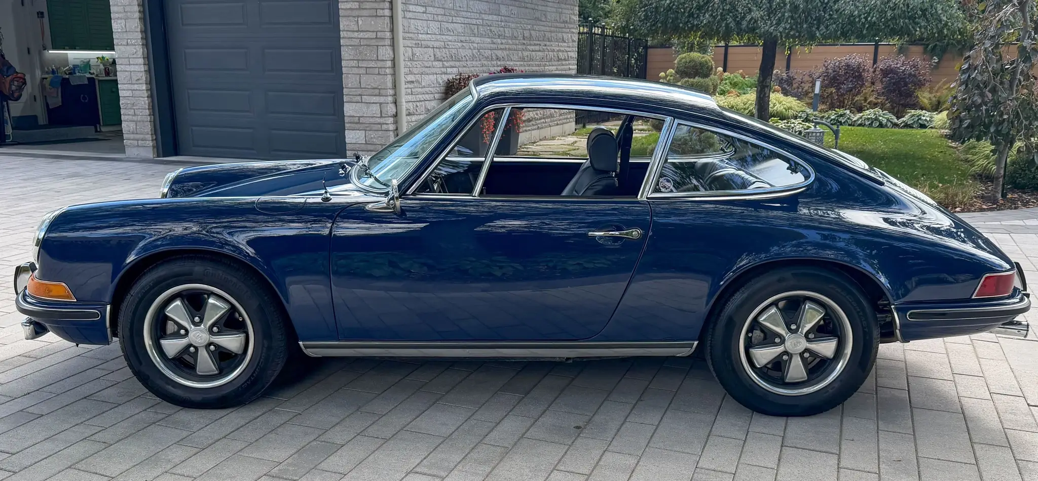 Load larger image of 1970 Porsche 911S Coupe - Stuttcars Classified