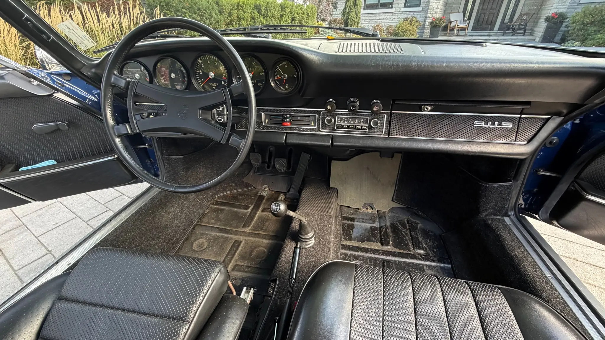 Load larger image of 1970 Porsche 911S Coupe - Stuttcars Classified