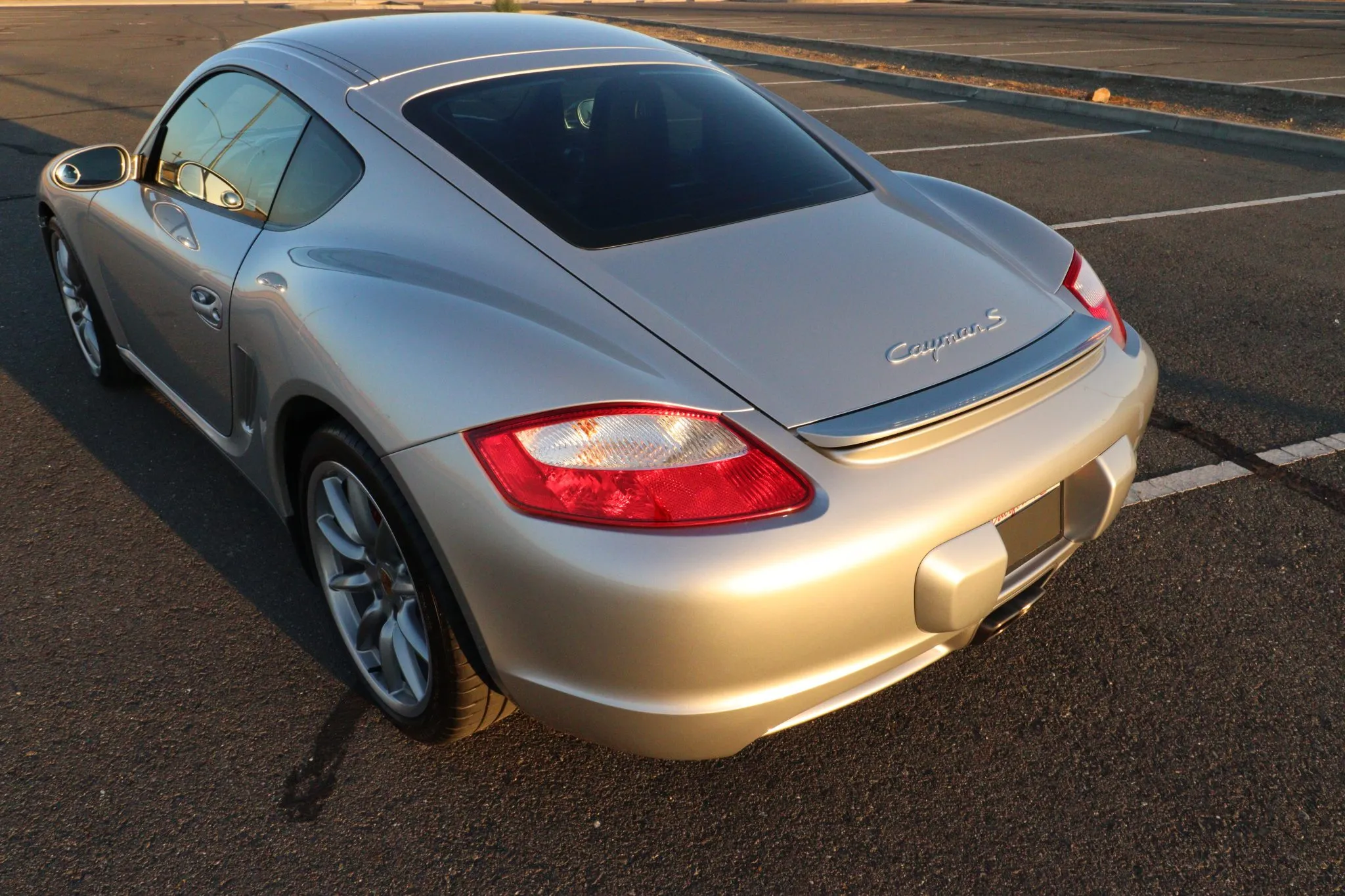 Load larger image of 2006 Porsche Cayman S - Stuttcars Classified