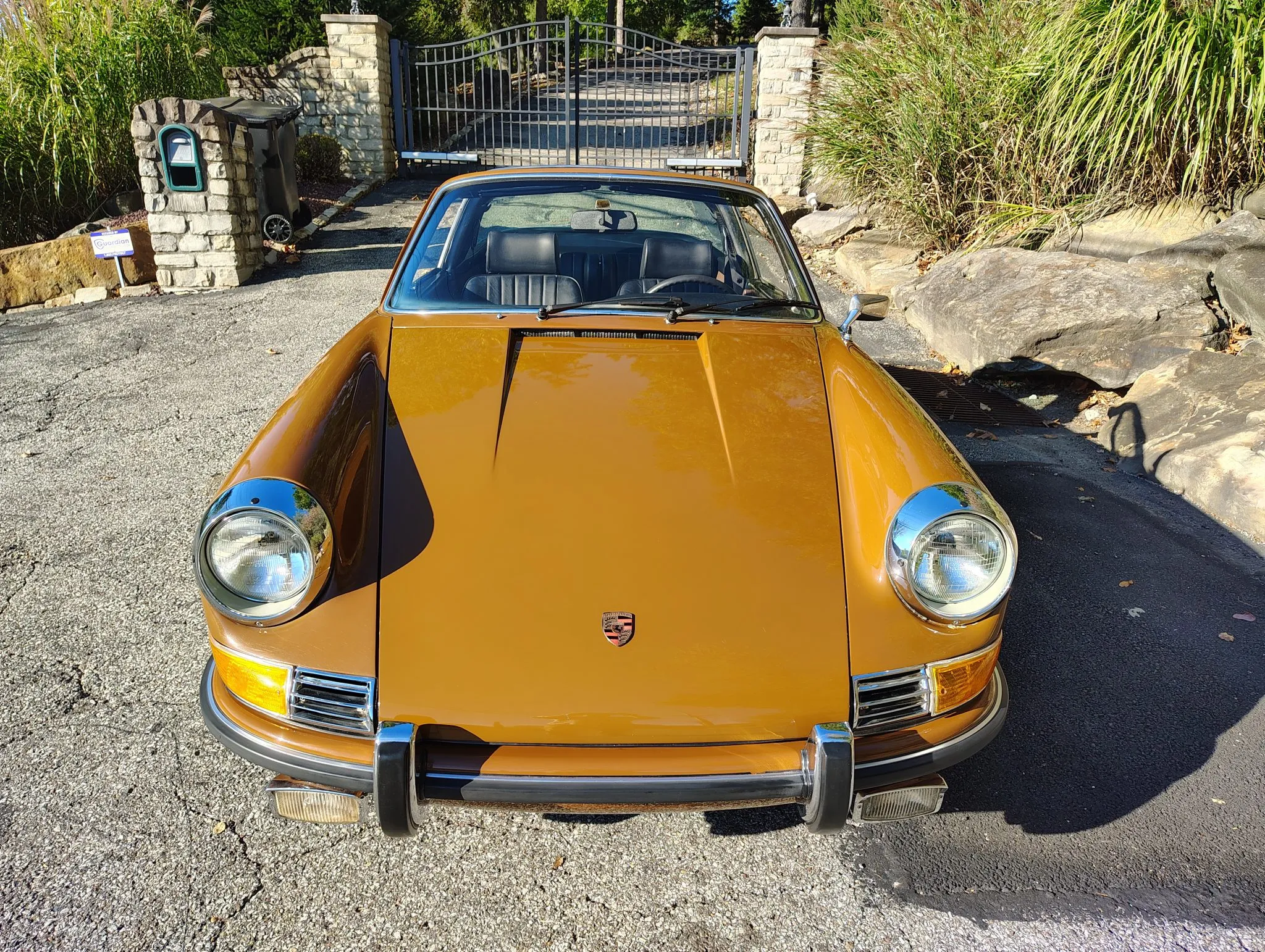 Load larger image of 1972 Porsche 911T Targa - Stuttcars Classified