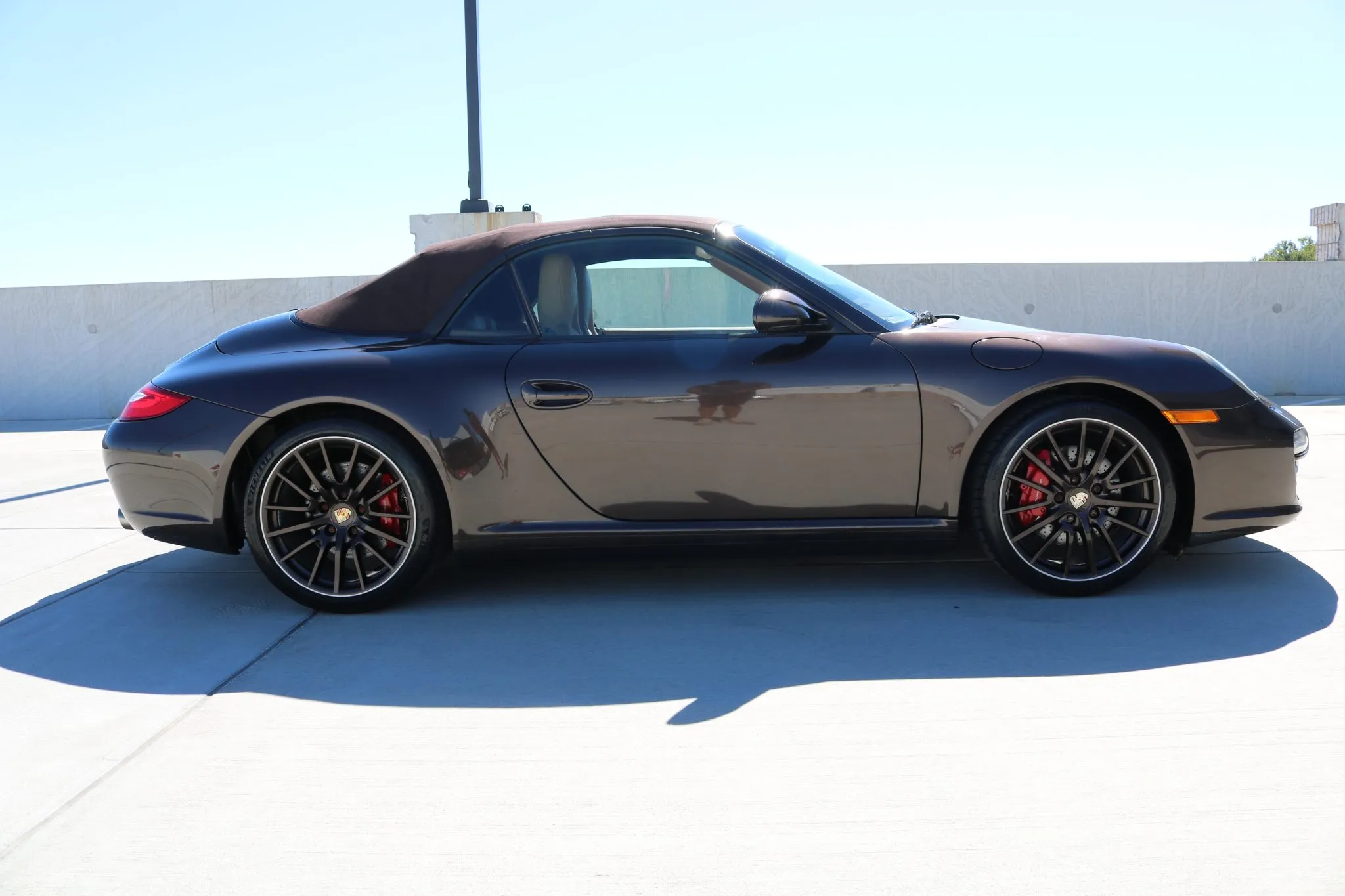 Load larger image of 2011 Porsche 911 Carrera 4S Cabriolet - Stuttcars Classified