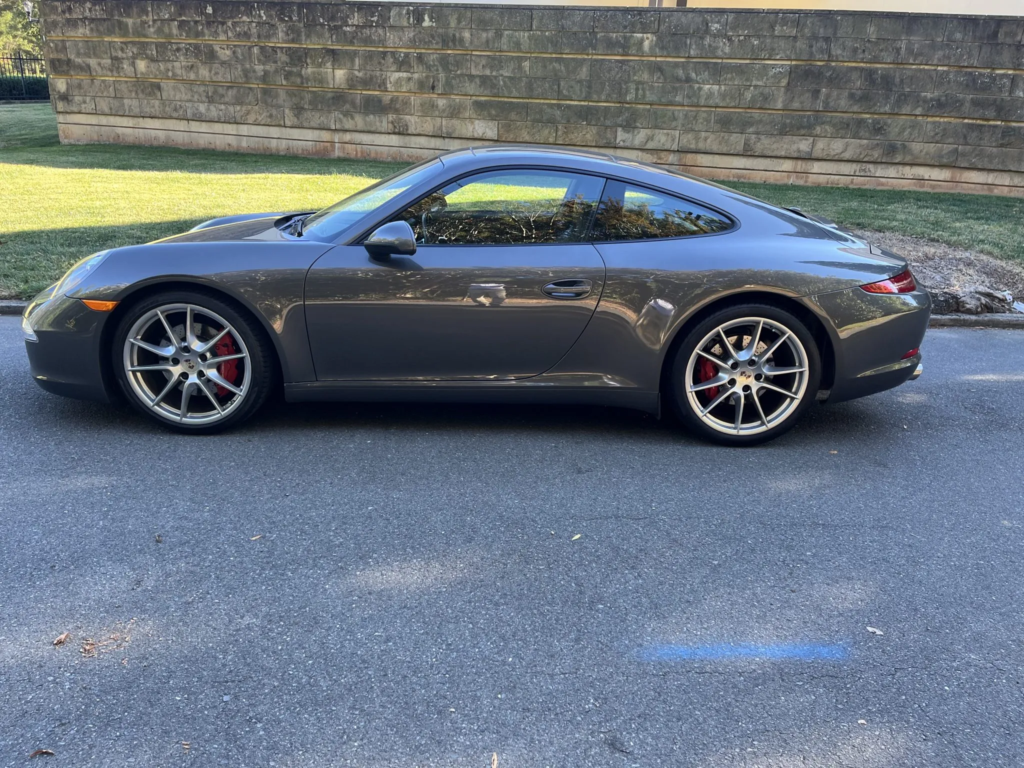 Load larger image of 2012 Porsche 911 Carrera S Coupe - Stuttcars Classified