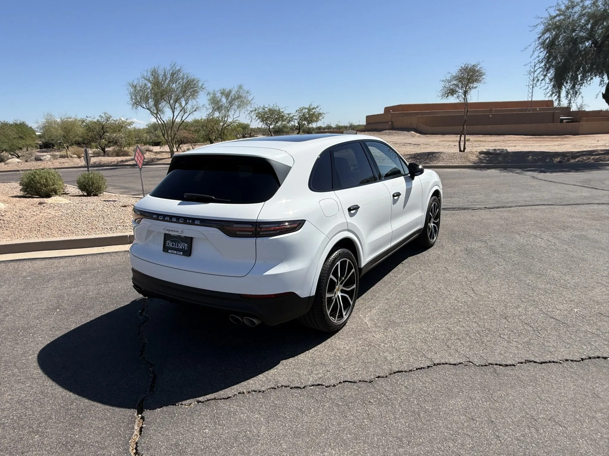 Load larger image of 2019 Porsche Cayenne S - Stuttcars Classified