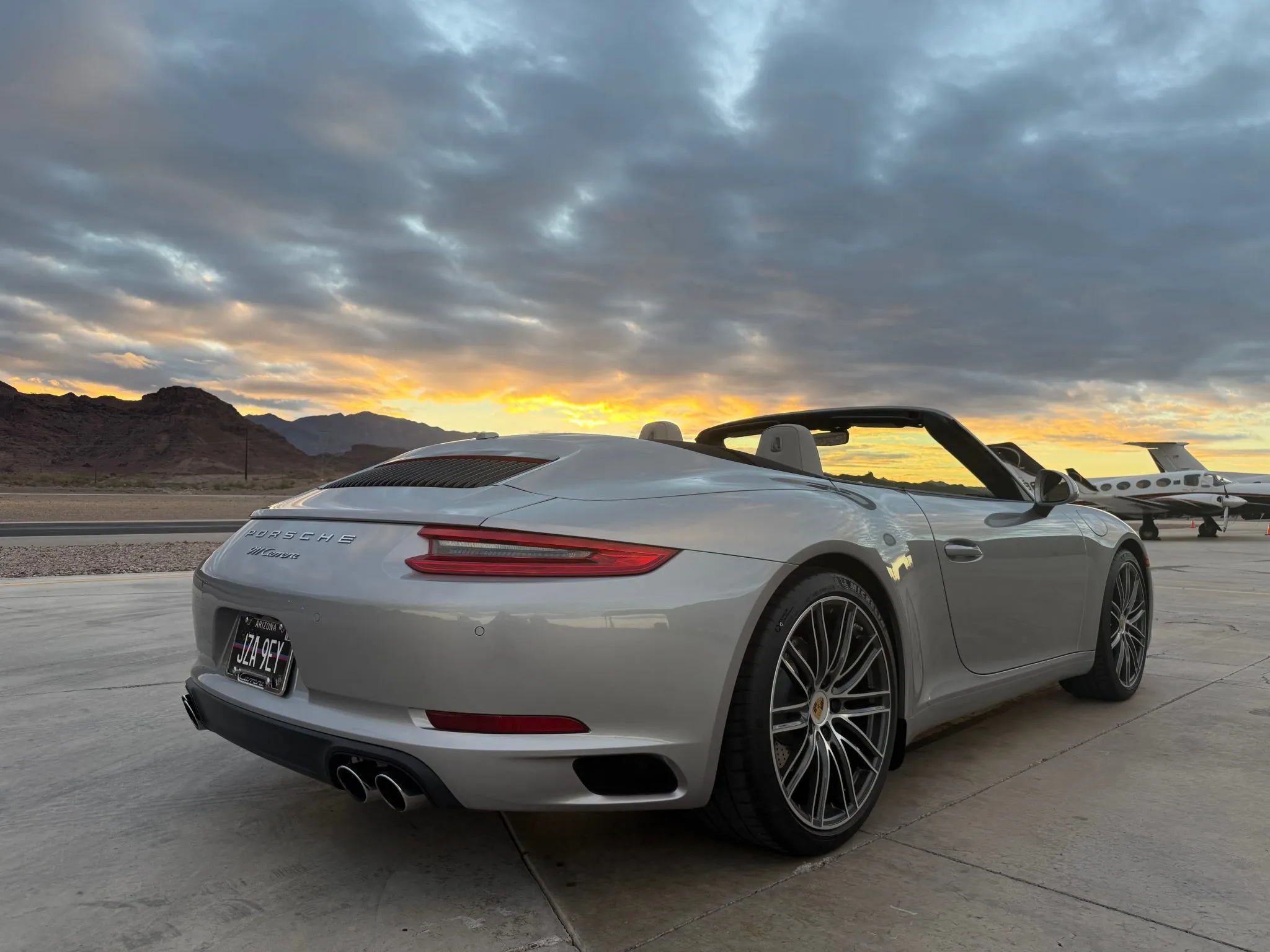 Load larger image of 2019 Porsche 911 Carrera Cabriolet - Stuttcars Classified
