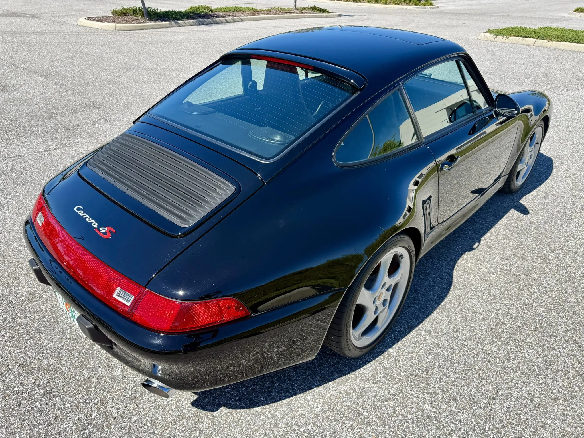 Load larger image of 1998 Porsche 911 Carrera 4S - Stuttcars Classified