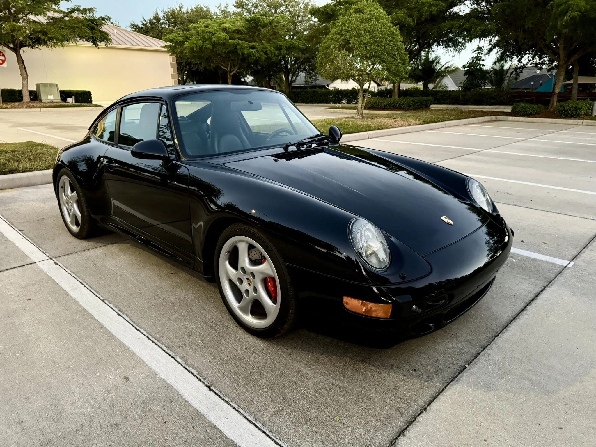 Load larger image of 1998 Porsche 911 Carrera 4S - Stuttcars Classified