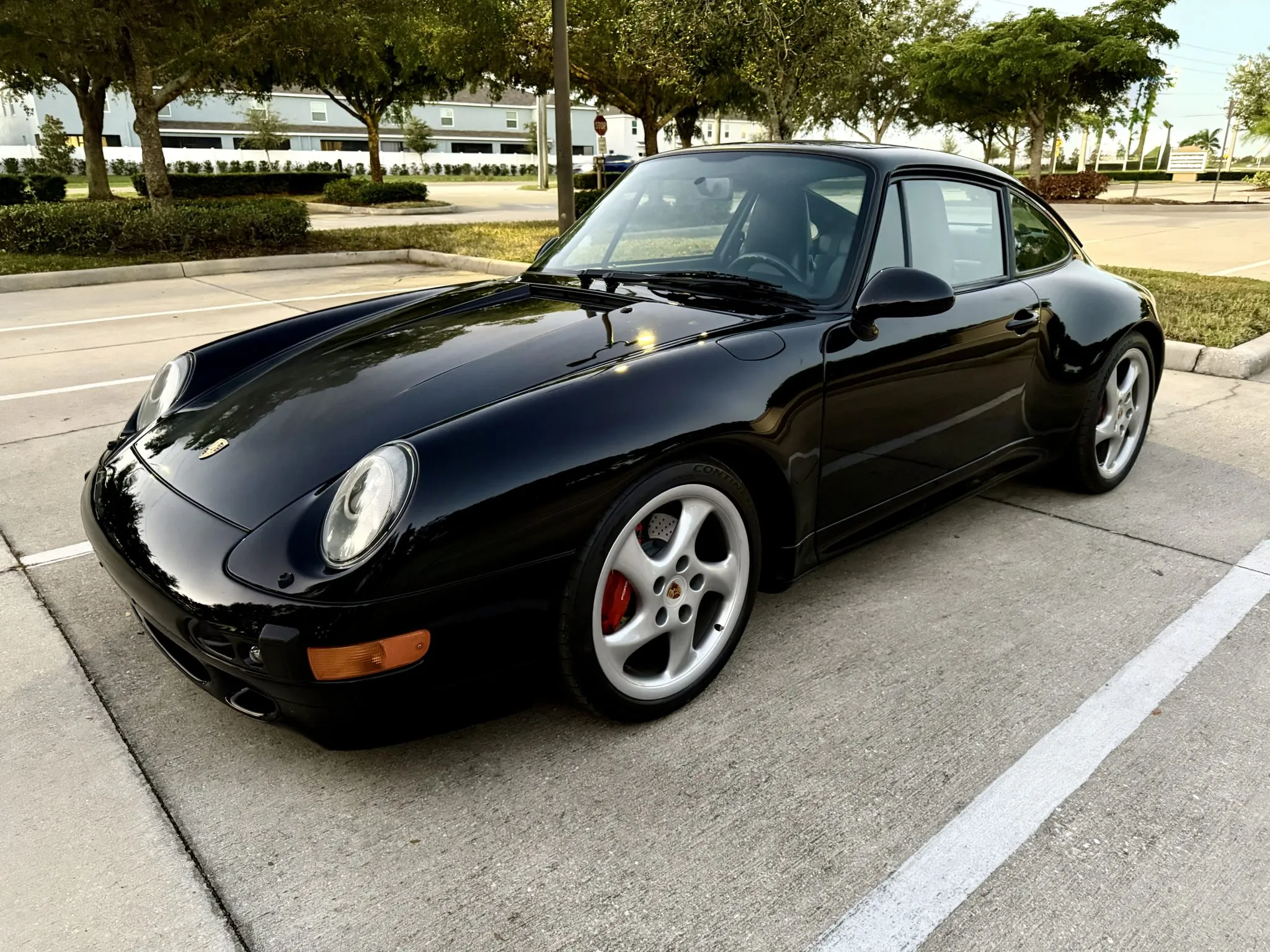 Load larger image of 1998 Porsche 911 Carrera 4S - Stuttcars Classified