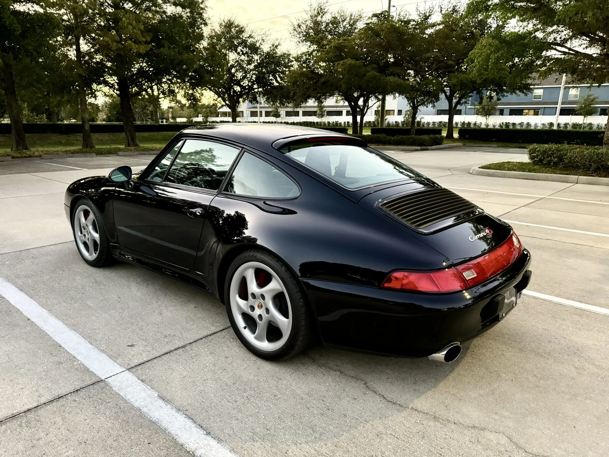 Load larger image of 1998 Porsche 911 Carrera 4S - Stuttcars Classified