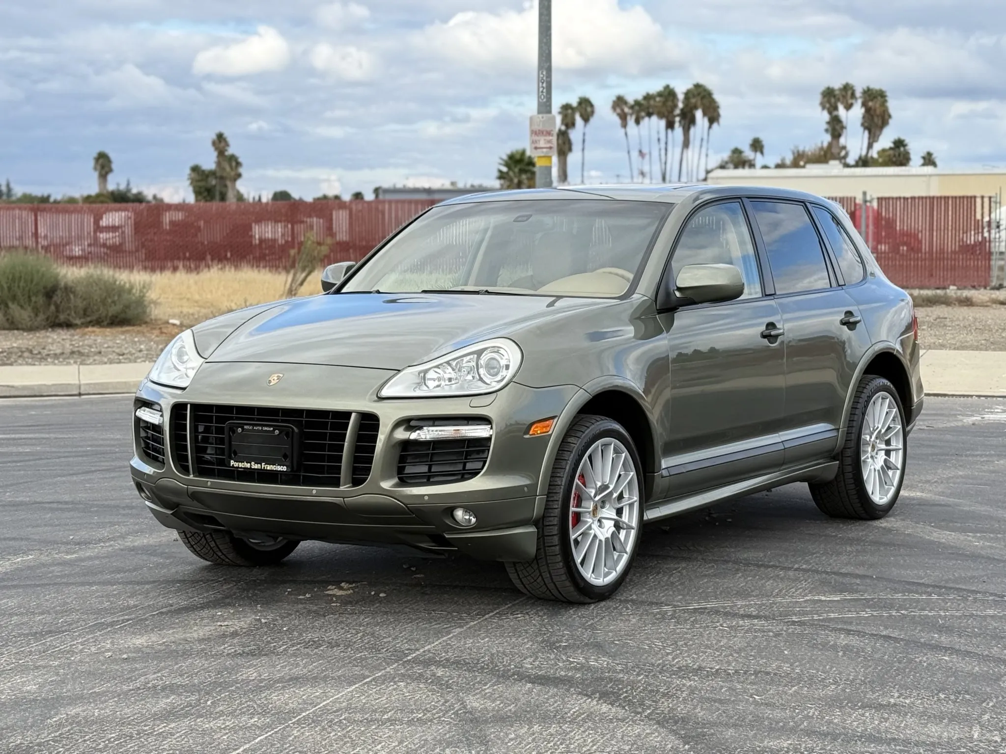 Load larger image of 2009 Porsche Cayenne GTS - Stuttcars Classified
