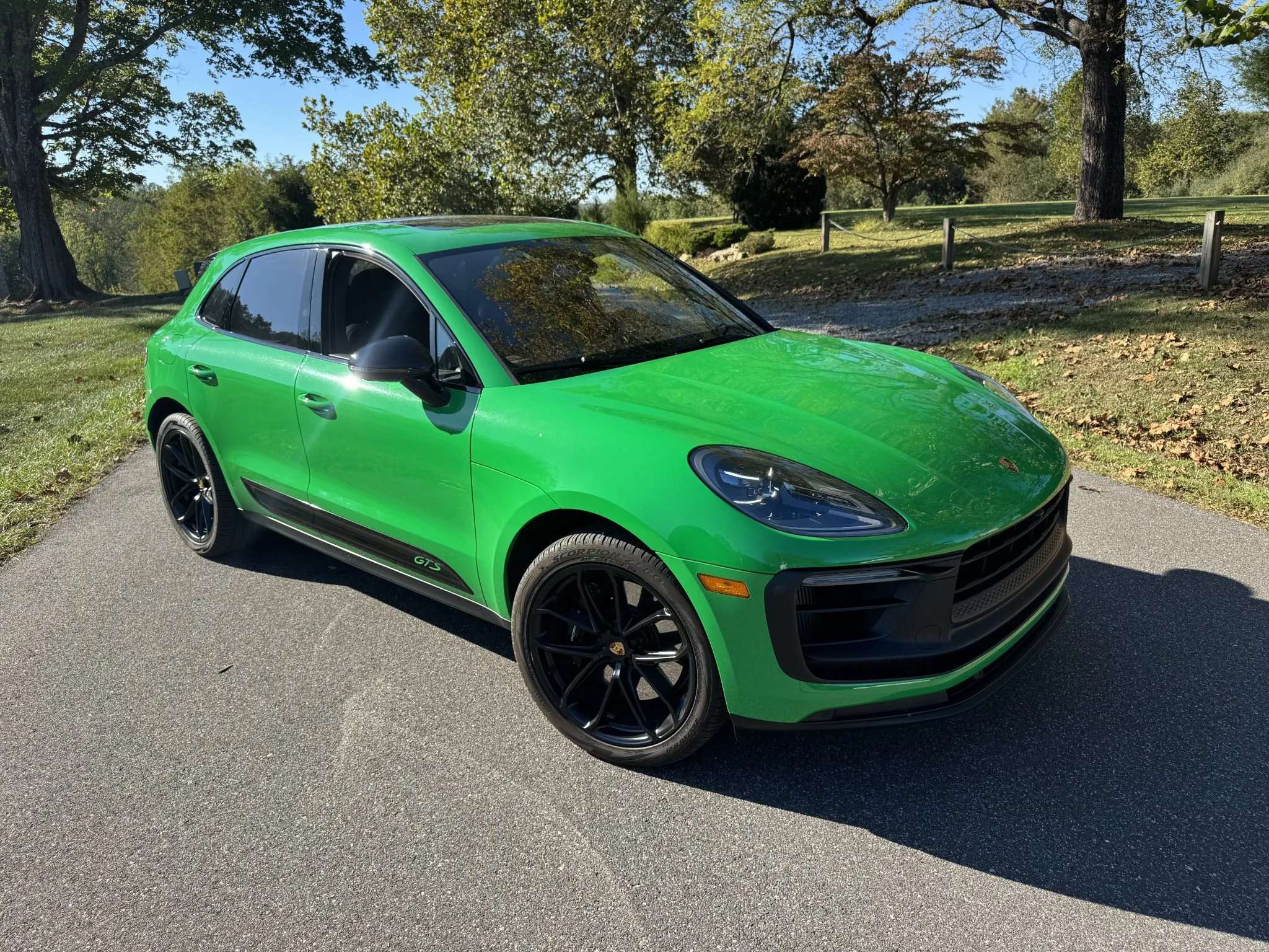 Load larger image of 2022 Porsche Macan GTS - Stuttcars Classified