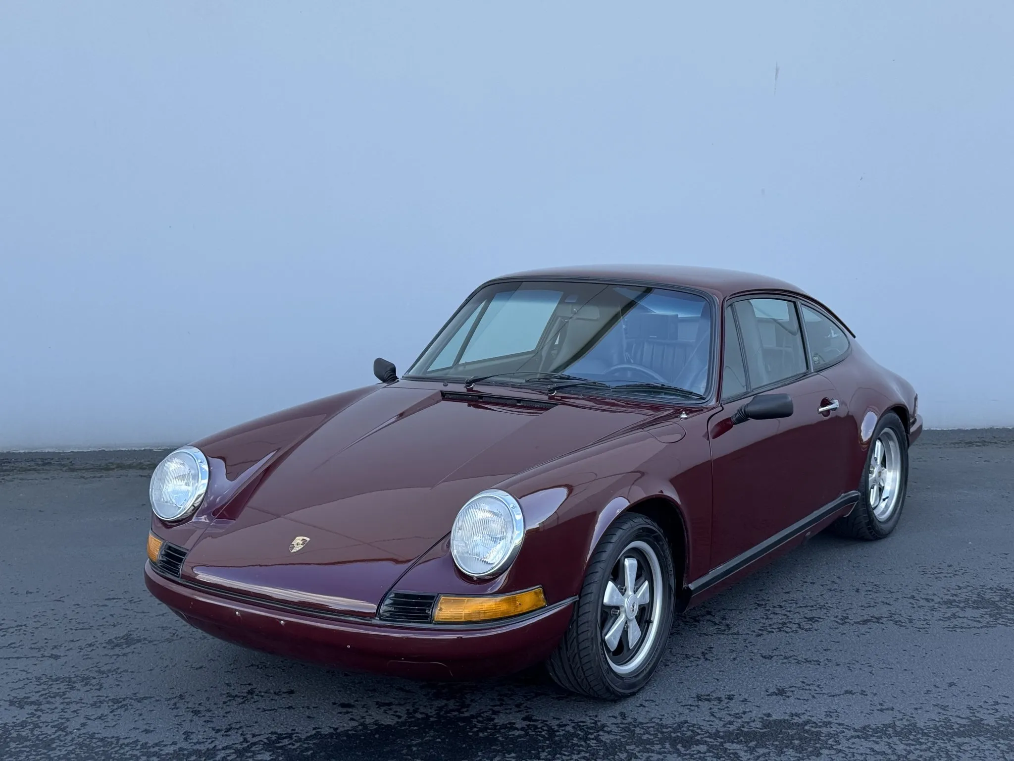 Load larger image of 1971 Porsche 911T Coupe - Stuttcars Classified