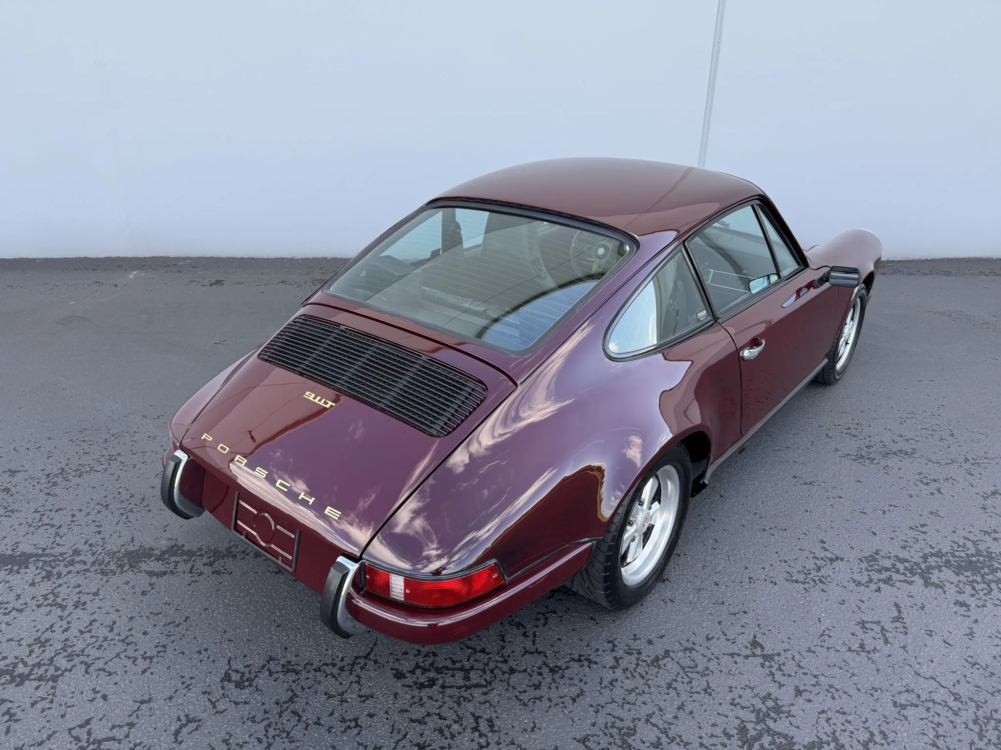 Load larger image of 1971 Porsche 911T Coupe - Stuttcars Classified