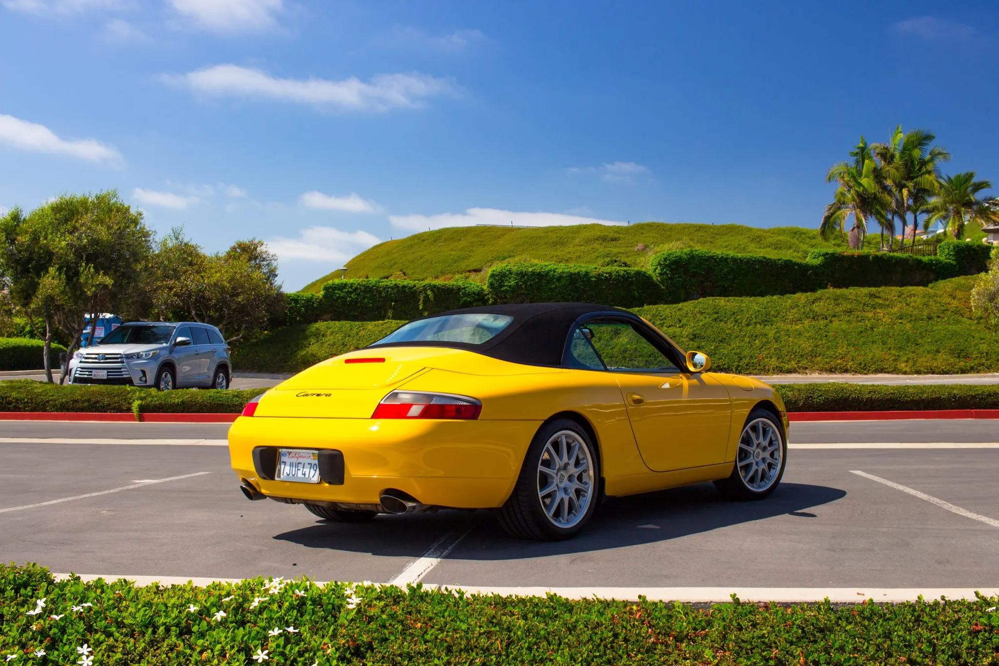Load larger image of 2001 Porsche 911 Carrera Cabriolet - Stuttcars Classified