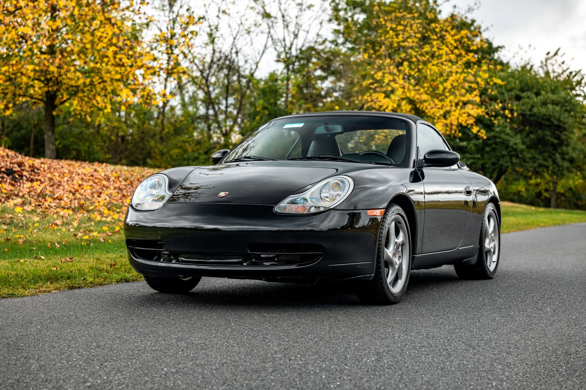 Load larger image of 1999 Porsche 911 Carrera Cabriolet - Stuttcars Classified