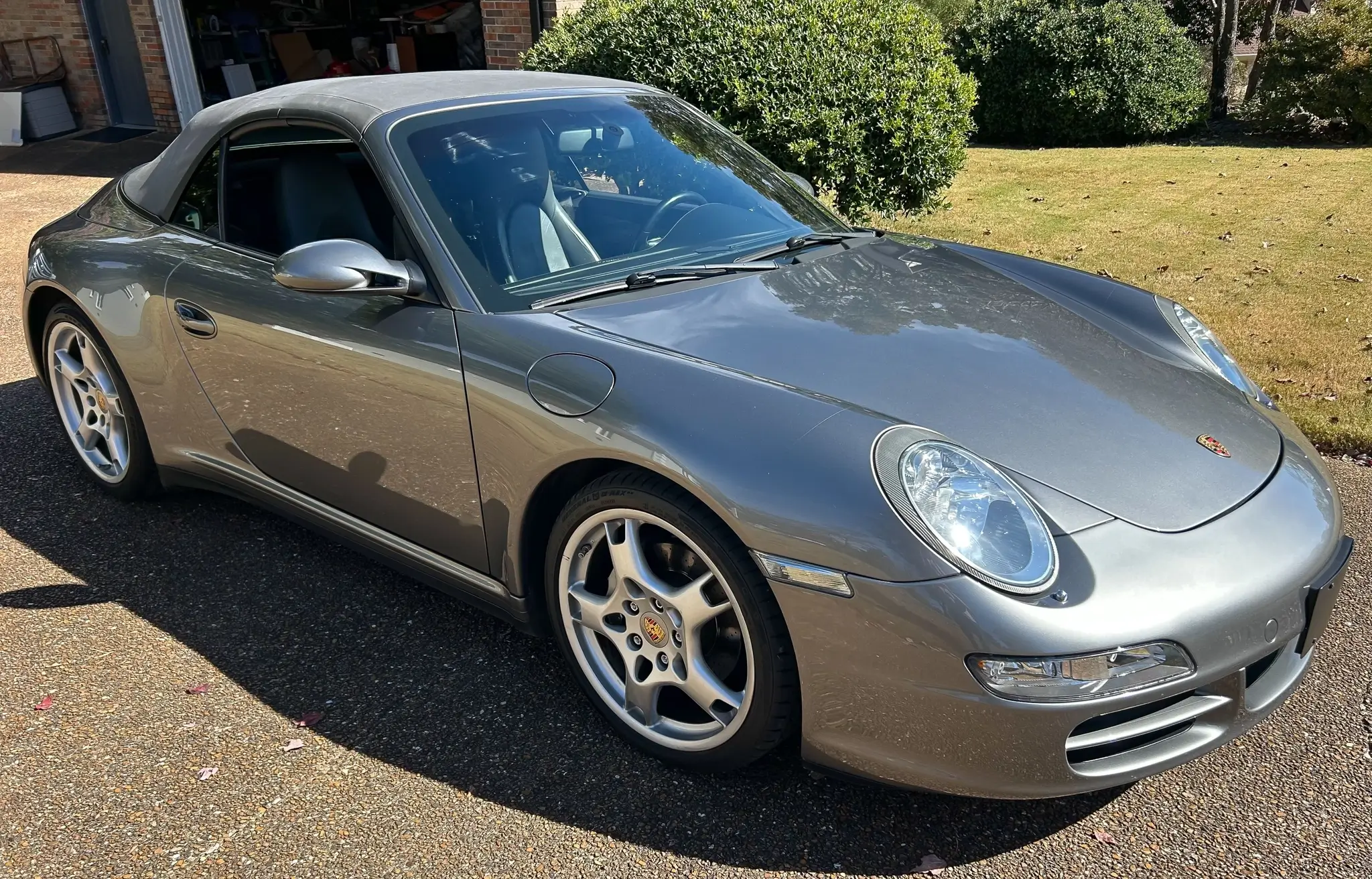 Load larger image of 2007 Porsche 997 Carrera 4 Cabriolet - Stuttcars Classified