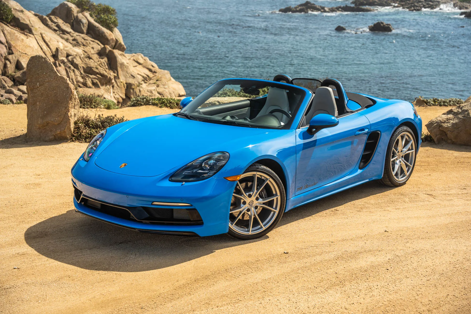 Load larger image of 2022 Porsche 718 Boxster - Stuttcars Classified