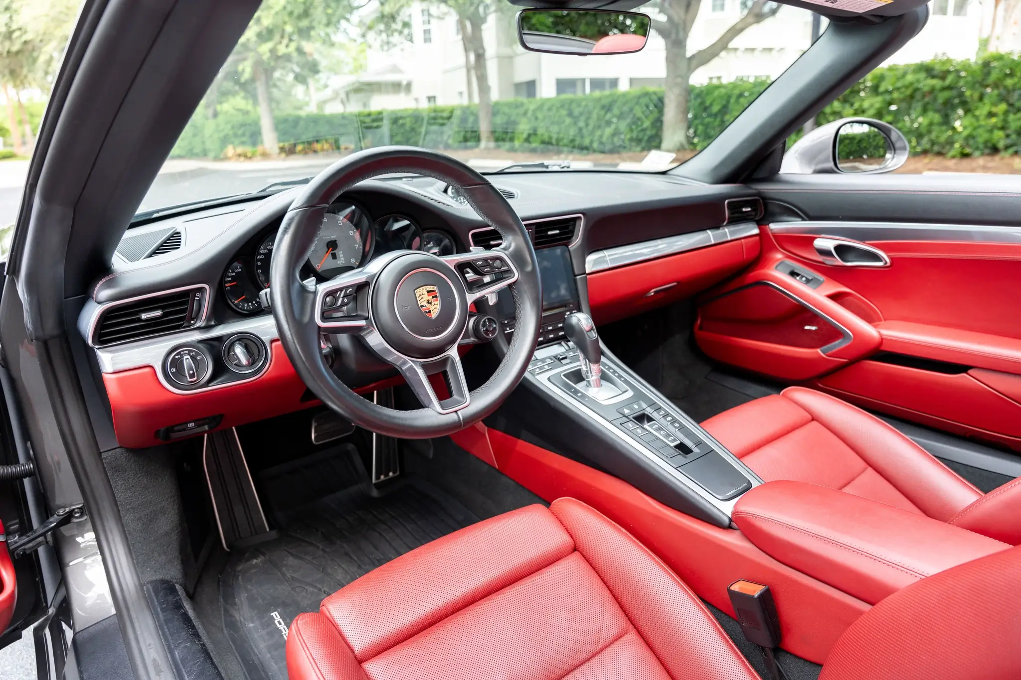 Load larger image of 2017 Porsche 991.2 Carrera S Cabriolet - Stuttcars Classified