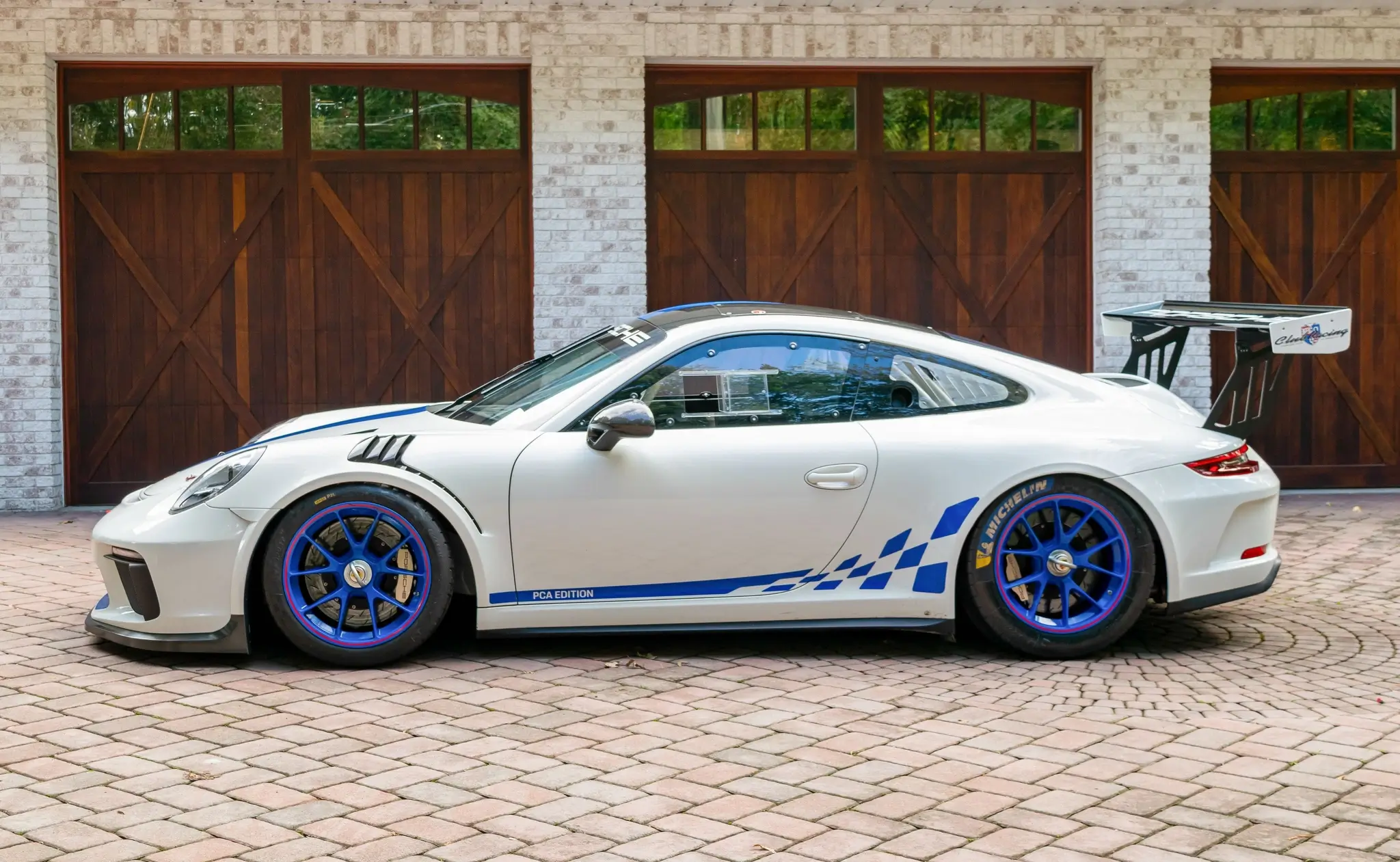 Load larger image of 2019 Porsche 991.2 GT3 Cup PCA Edition - Stuttcars Classified