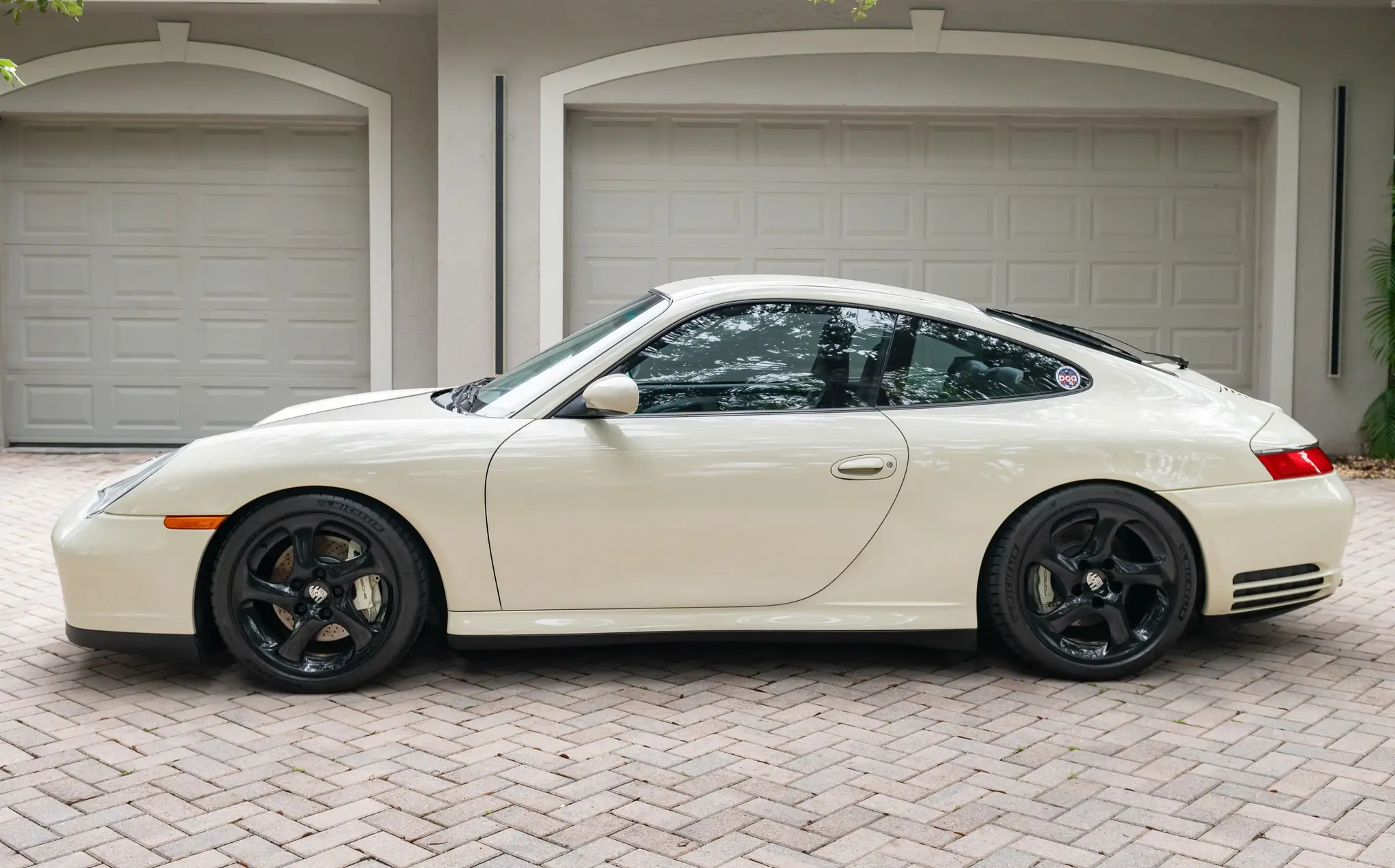Load larger image of 2002 Porsche 996 Carrera 4S Coupe - Stuttcars Classified