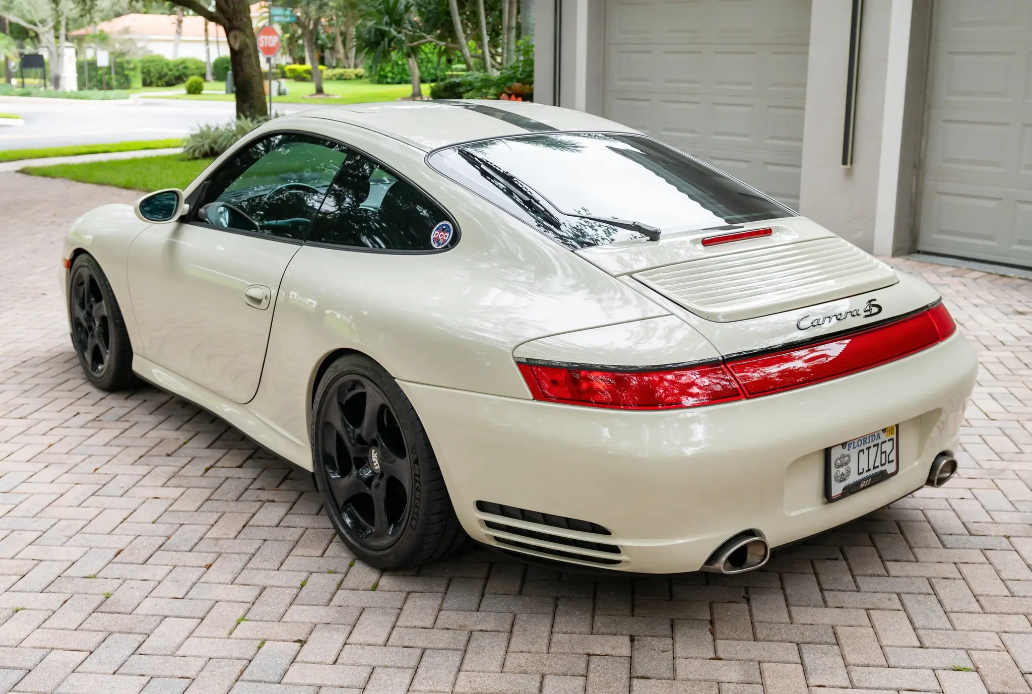 Load larger image of 2002 Porsche 996 Carrera 4S Coupe - Stuttcars Classified