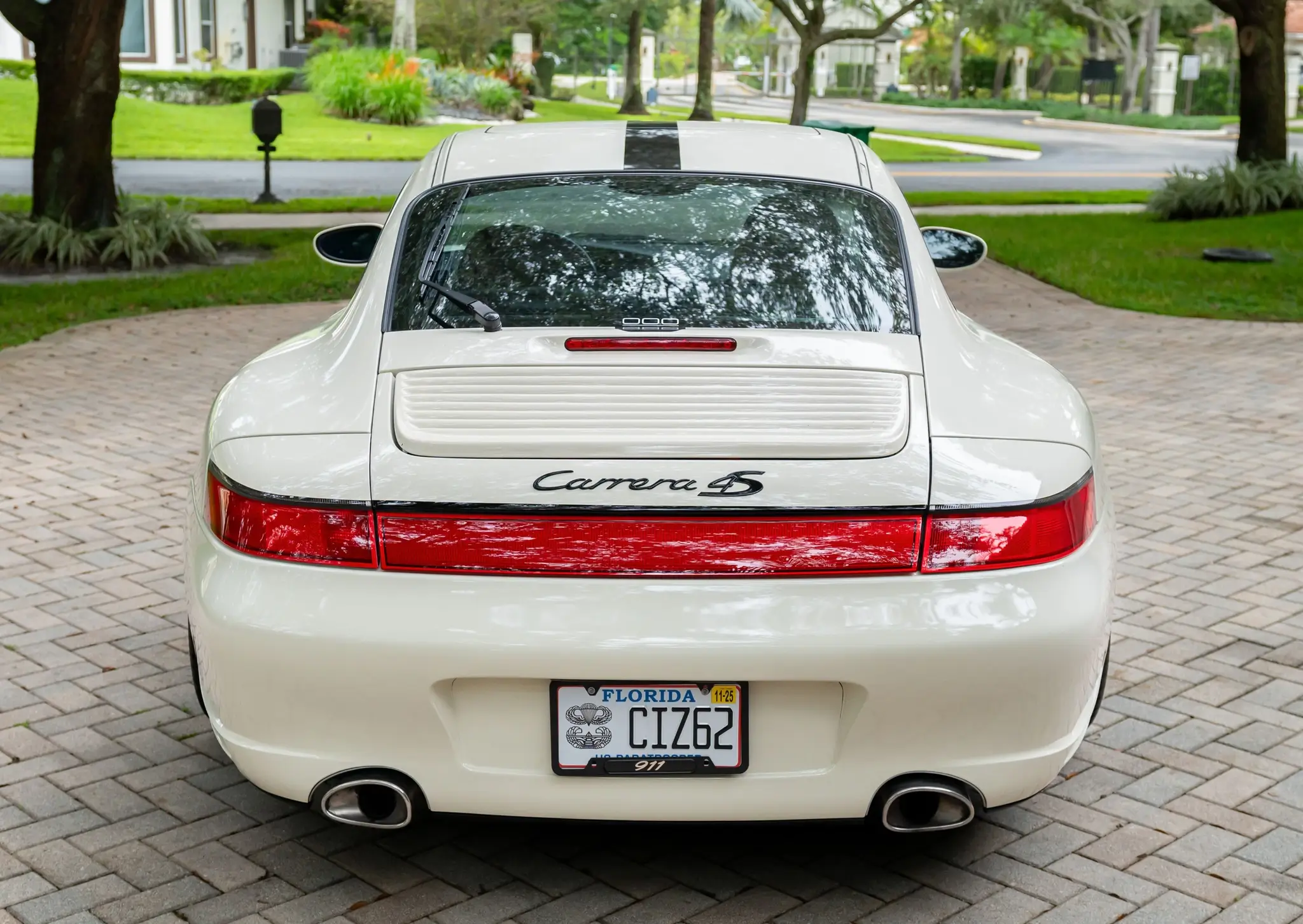 Load larger image of 2002 Porsche 996 Carrera 4S Coupe - Stuttcars Classified