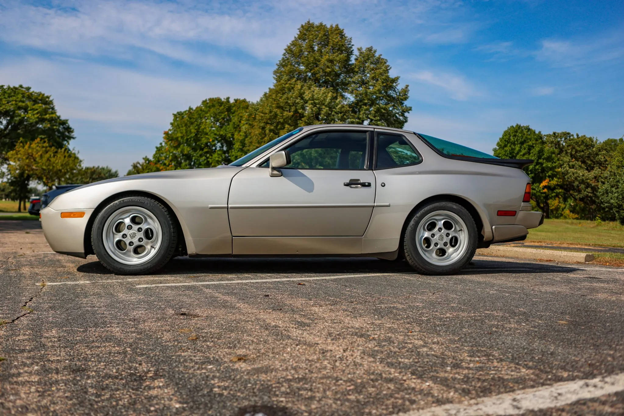 Load larger image of 1986 Porsche 944 Turbo - Stuttcars Classified