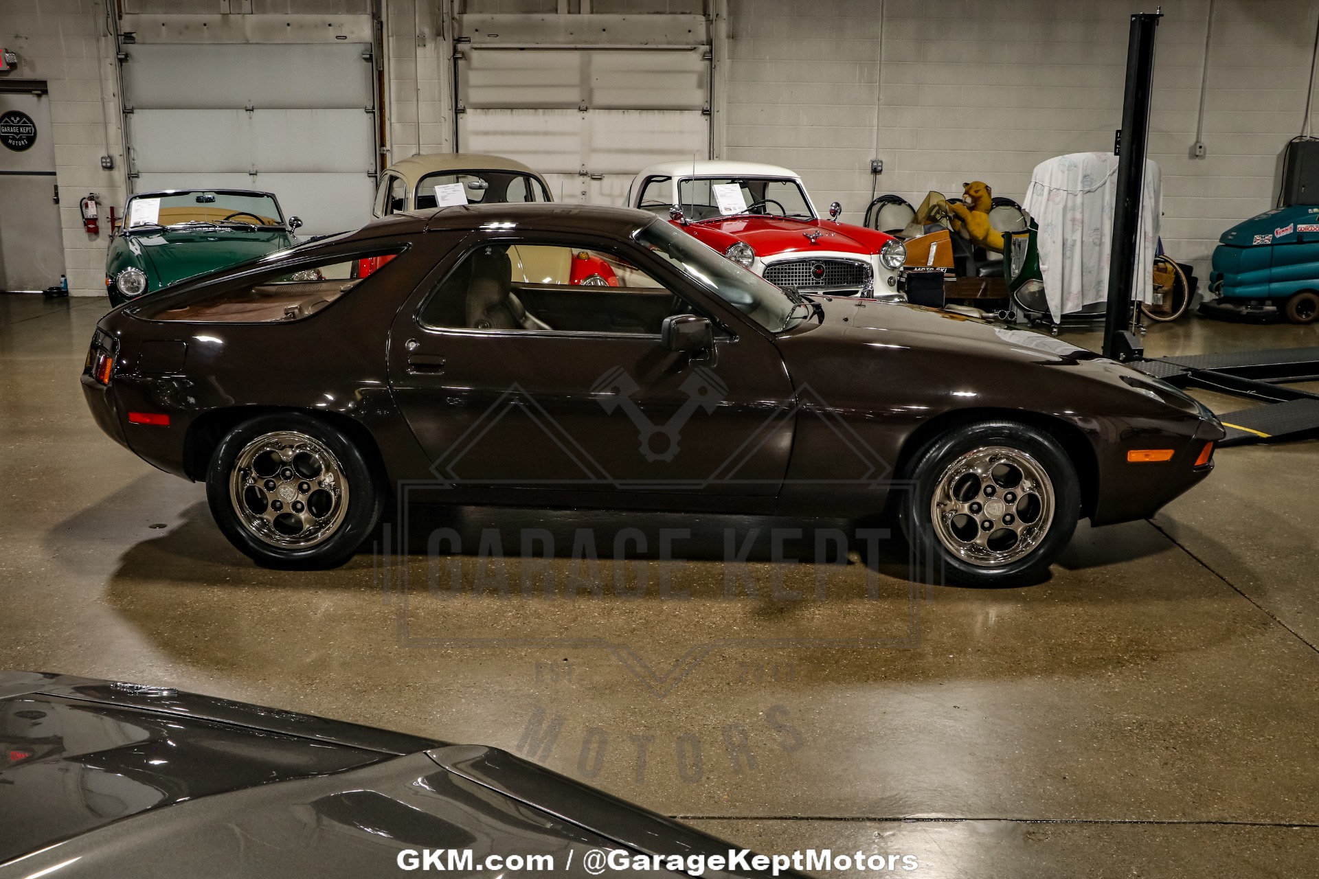 Load larger image of 1979 Porsche 928 - Stuttcars Classified