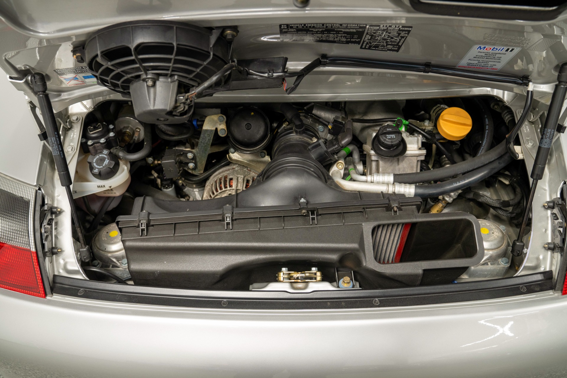 Load larger image of 2005 Porsche 911 GT3 - Stuttcars Classified