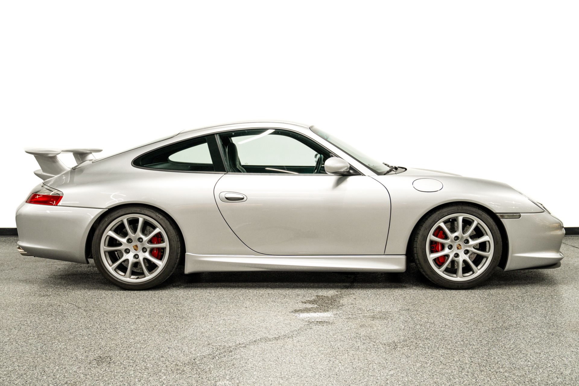 Load larger image of 2005 Porsche 911 GT3 - Stuttcars Classified