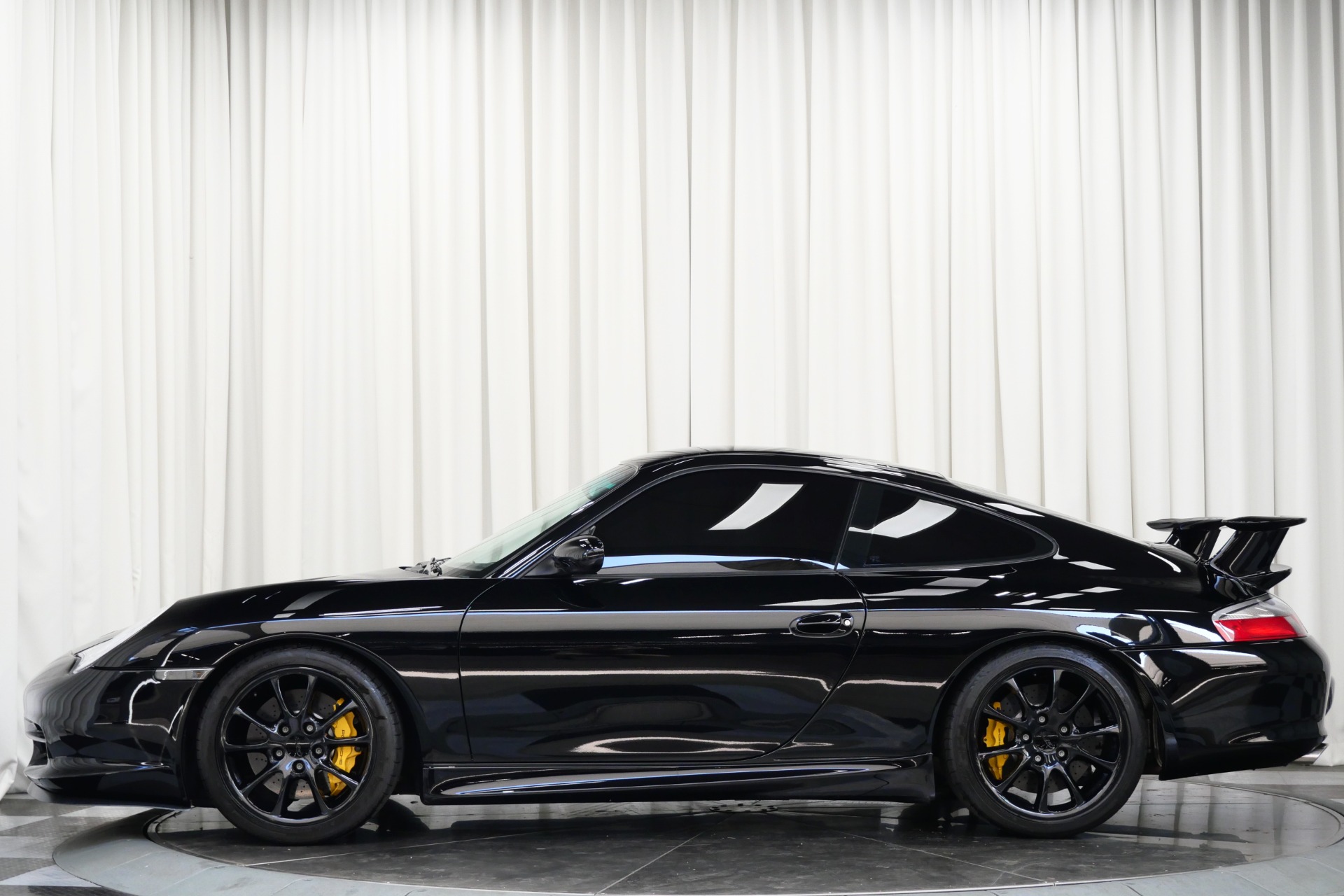 Load larger image of 2005 Porsche 911 GT3 - Stuttcars Classified