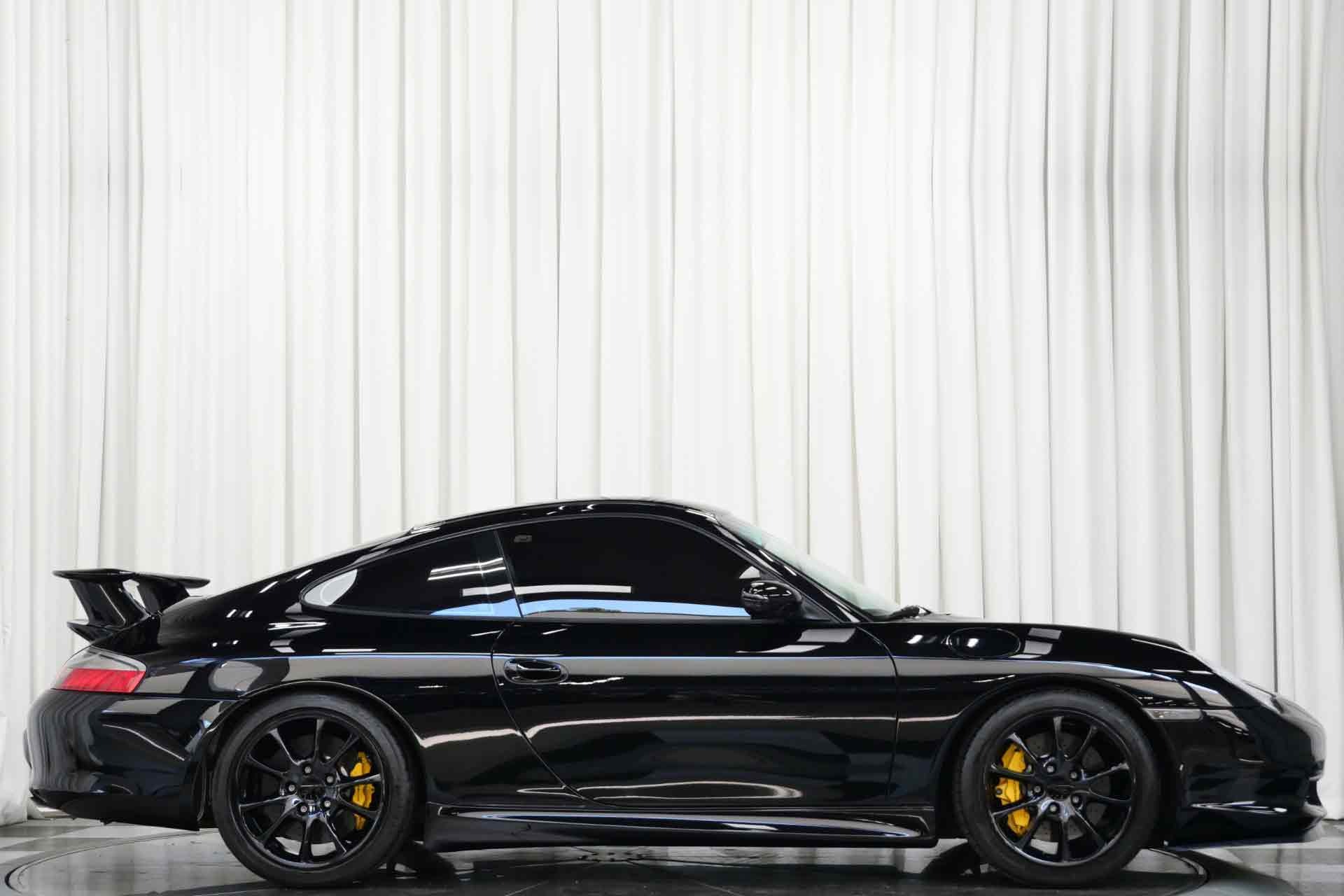 Load larger image of 2005 Porsche 911 GT3 - Stuttcars Classified