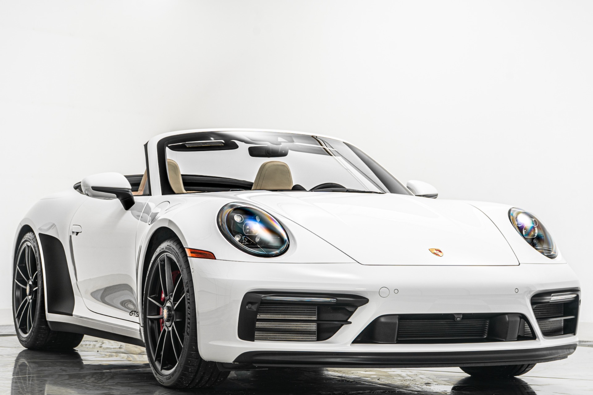 Load larger image of 2023 Porsche 911 Carrera 4 GTS - Stuttcars Classified