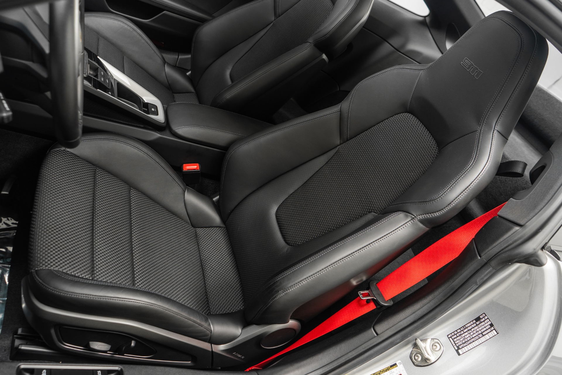 Load larger image of 2023 Porsche 911 Carrera T - Stuttcars Classified