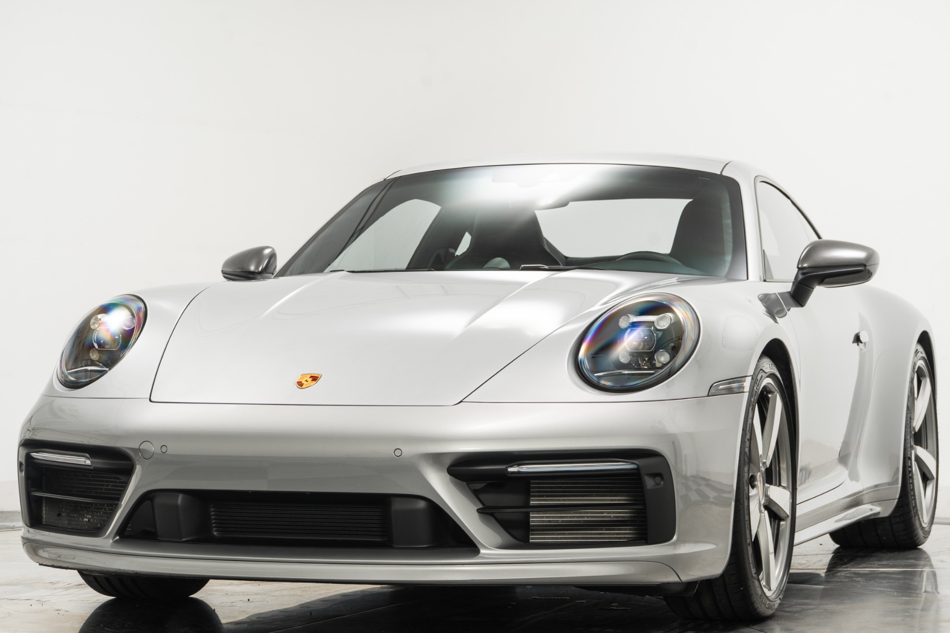Load larger image of 2023 Porsche 911 Carrera T - Stuttcars Classified