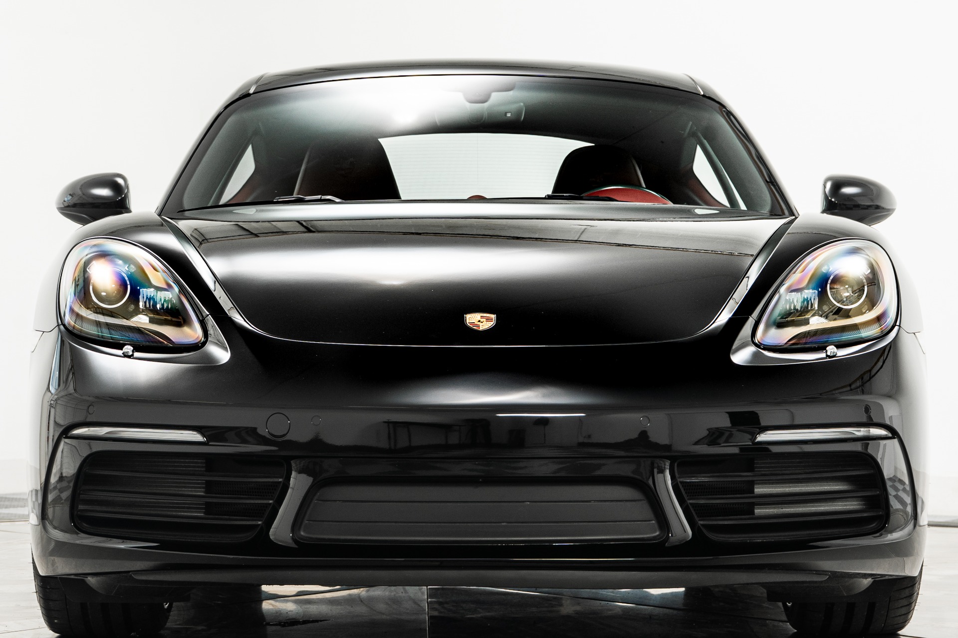 Load larger image of 2024 Porsche 718 Cayman - Stuttcars Classified