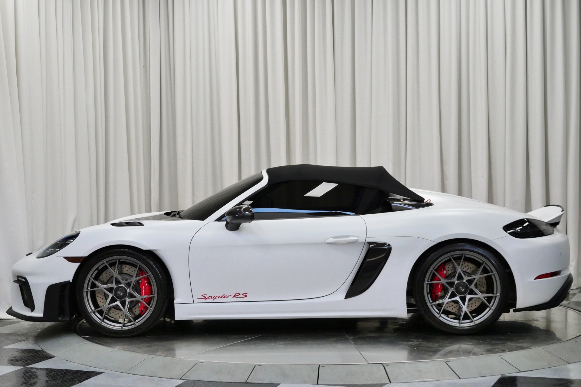 Load larger image of 2024 Porsche 718 Spyder RS Weissach - Stuttcars Classified