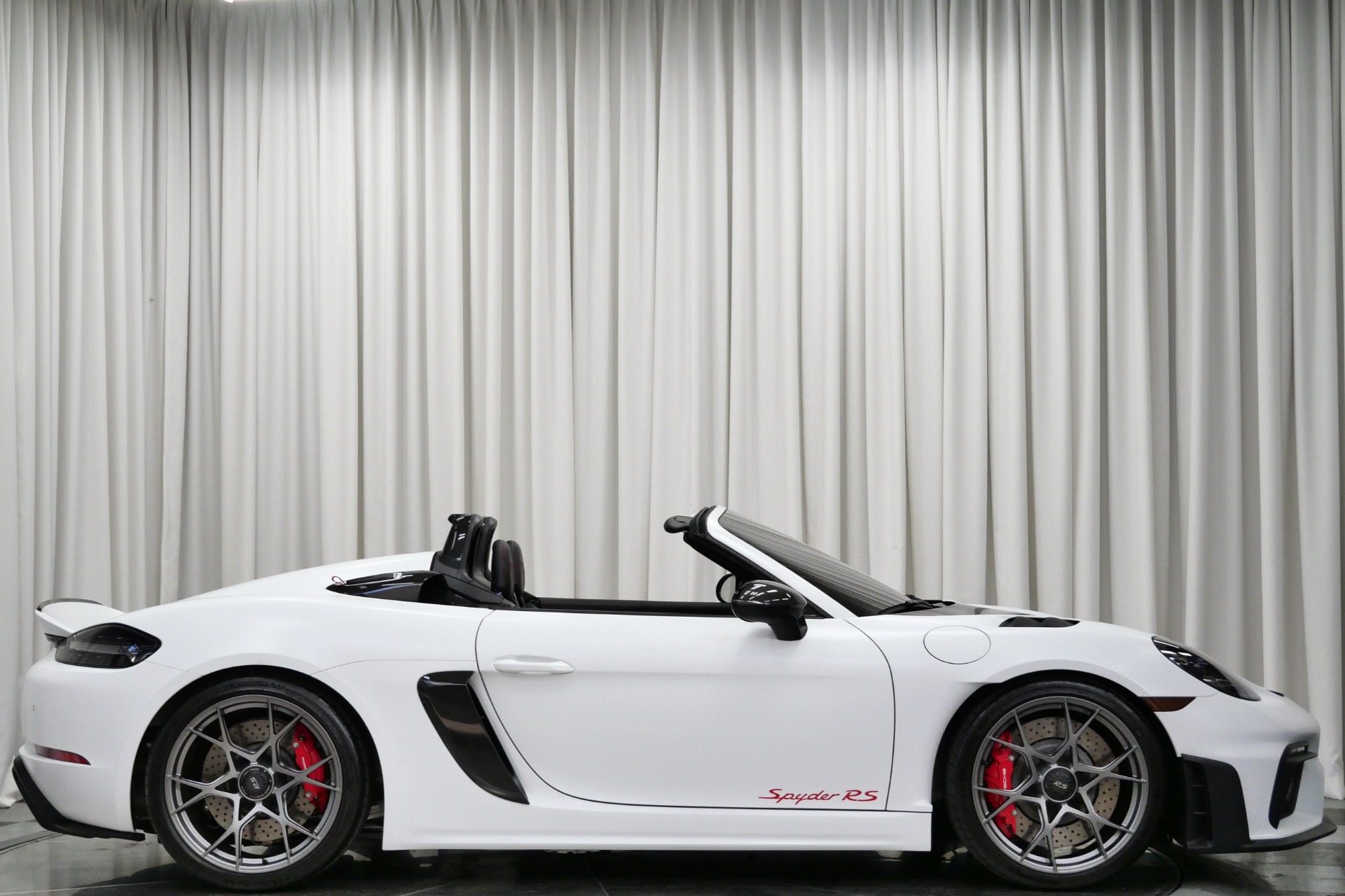 Load larger image of 2024 Porsche 718 Spyder RS Weissach - Stuttcars Classified