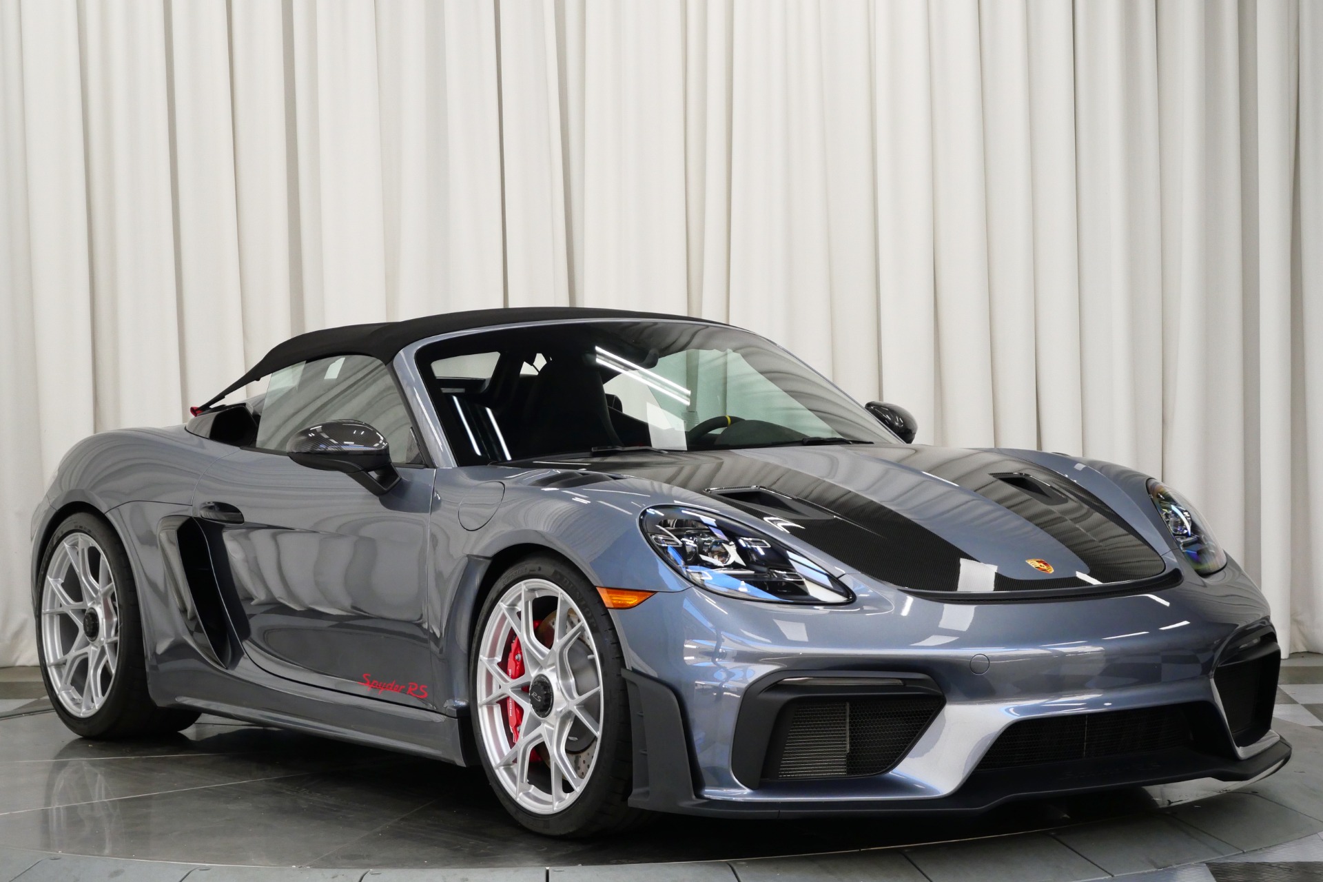Load larger image of 2025 Porsche 718 Spyder RS Weissach - Stuttcars Classified