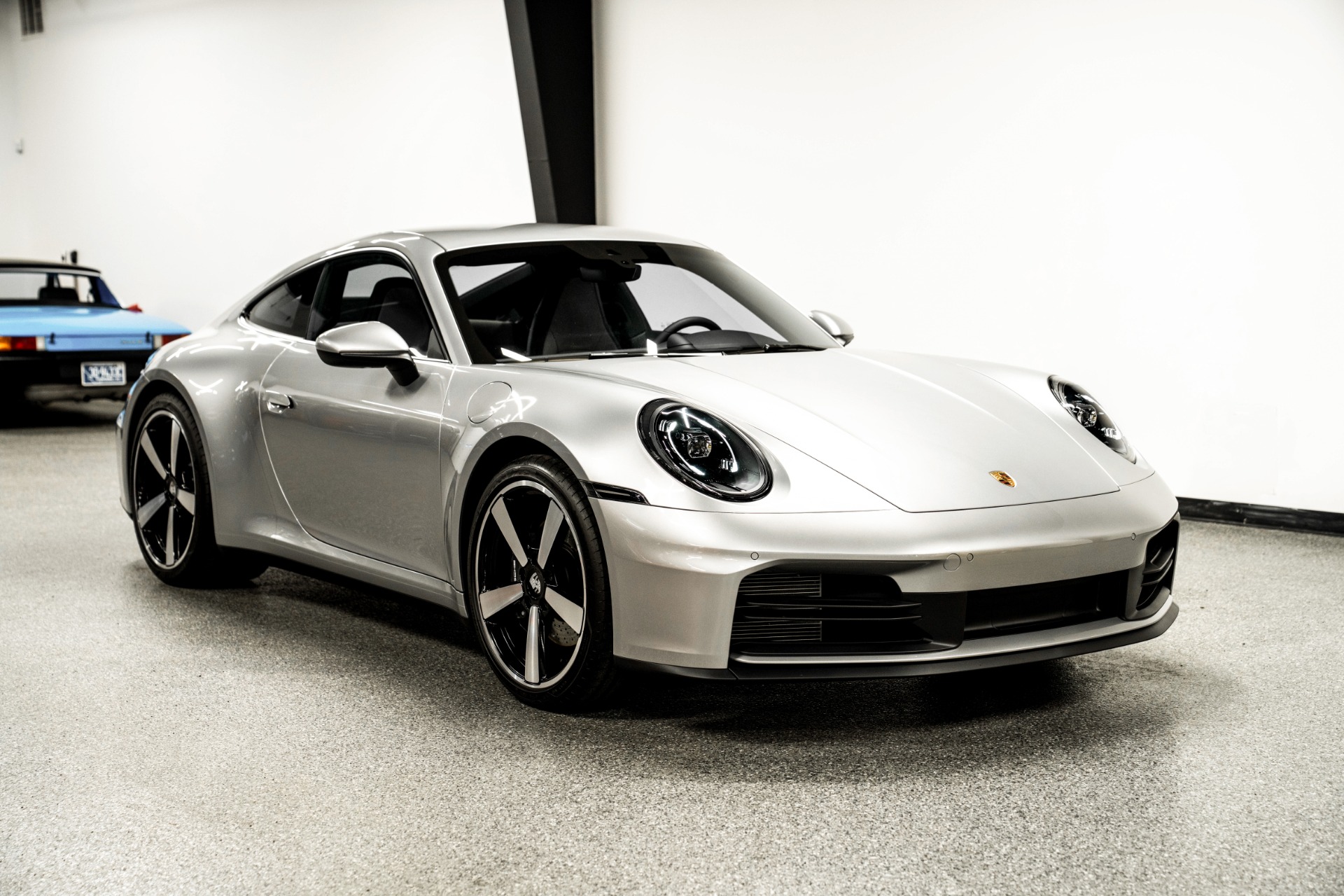 Load larger image of 2025 Porsche 911 Carrera - Stuttcars Classified