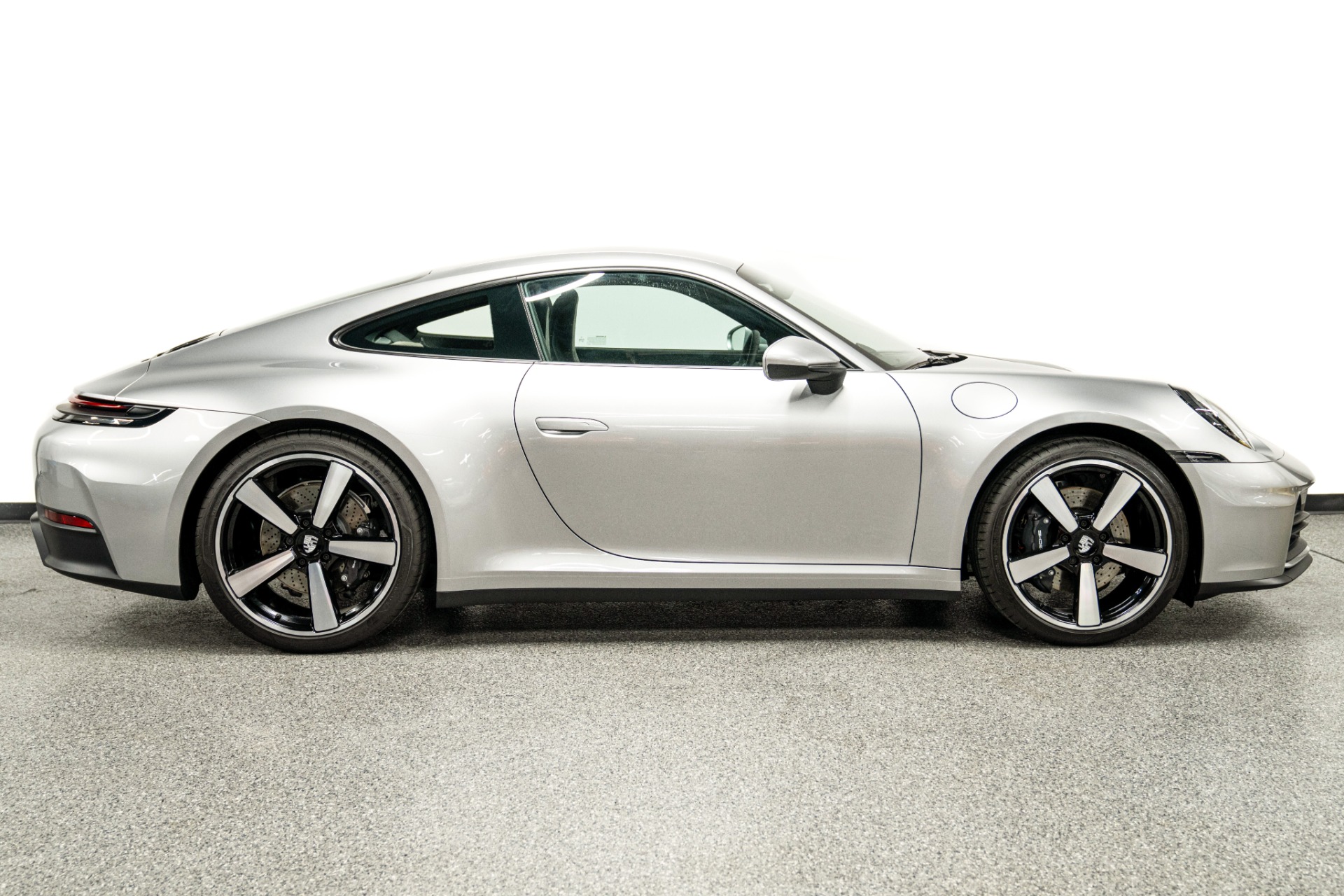 Load larger image of 2025 Porsche 911 Carrera - Stuttcars Classified