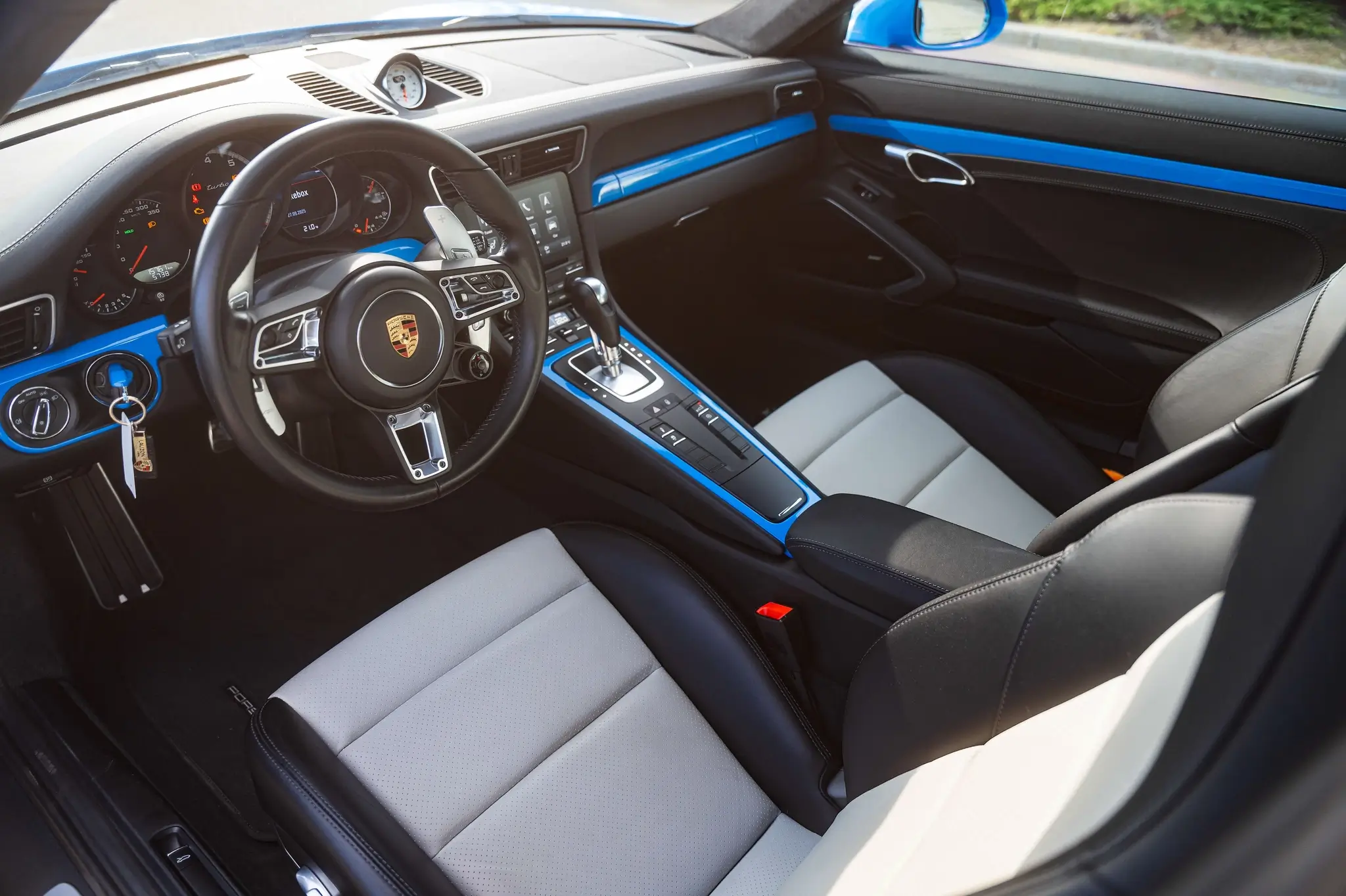Load larger image of PTS Voodoo Blue 2017 Porsche 991.2 Turbo Coupe Modified - Stuttcars Classified