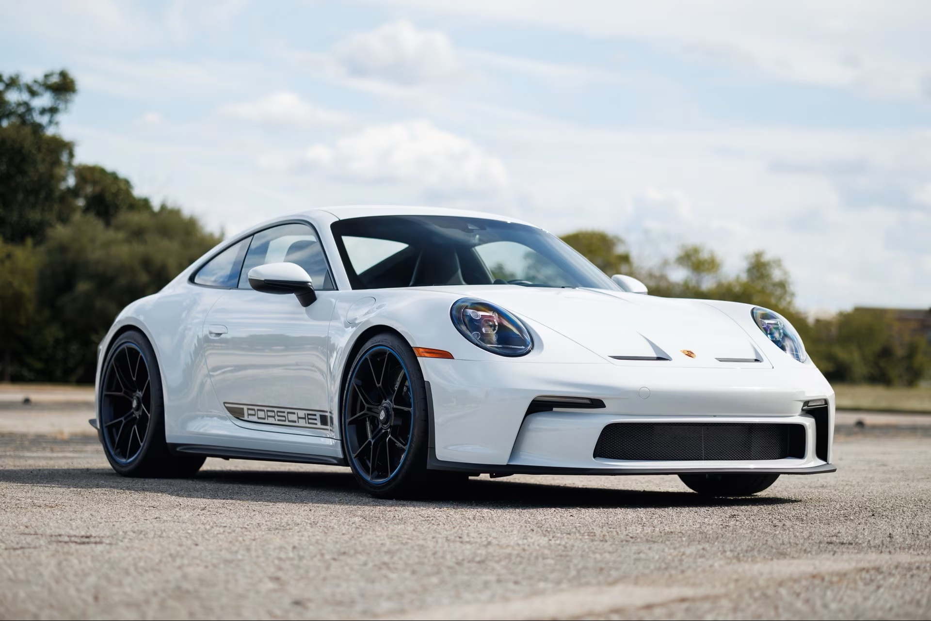 Load larger image of 2022 Porsche 911 GT3 Touring 6 - Stuttcars Classified