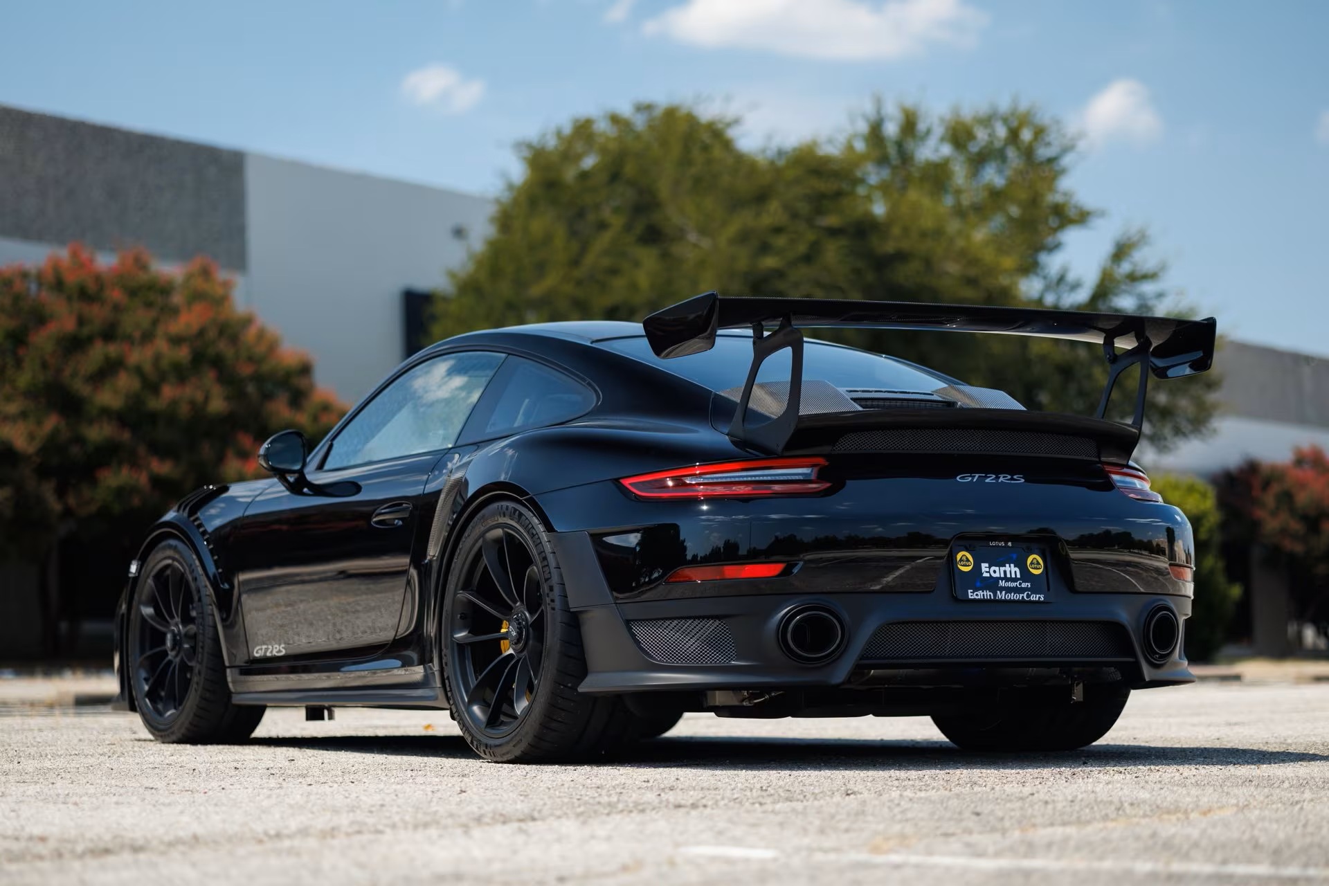 Load larger image of 2018 Porsche 911 GT2 RS Weissach - Stuttcars Classified
