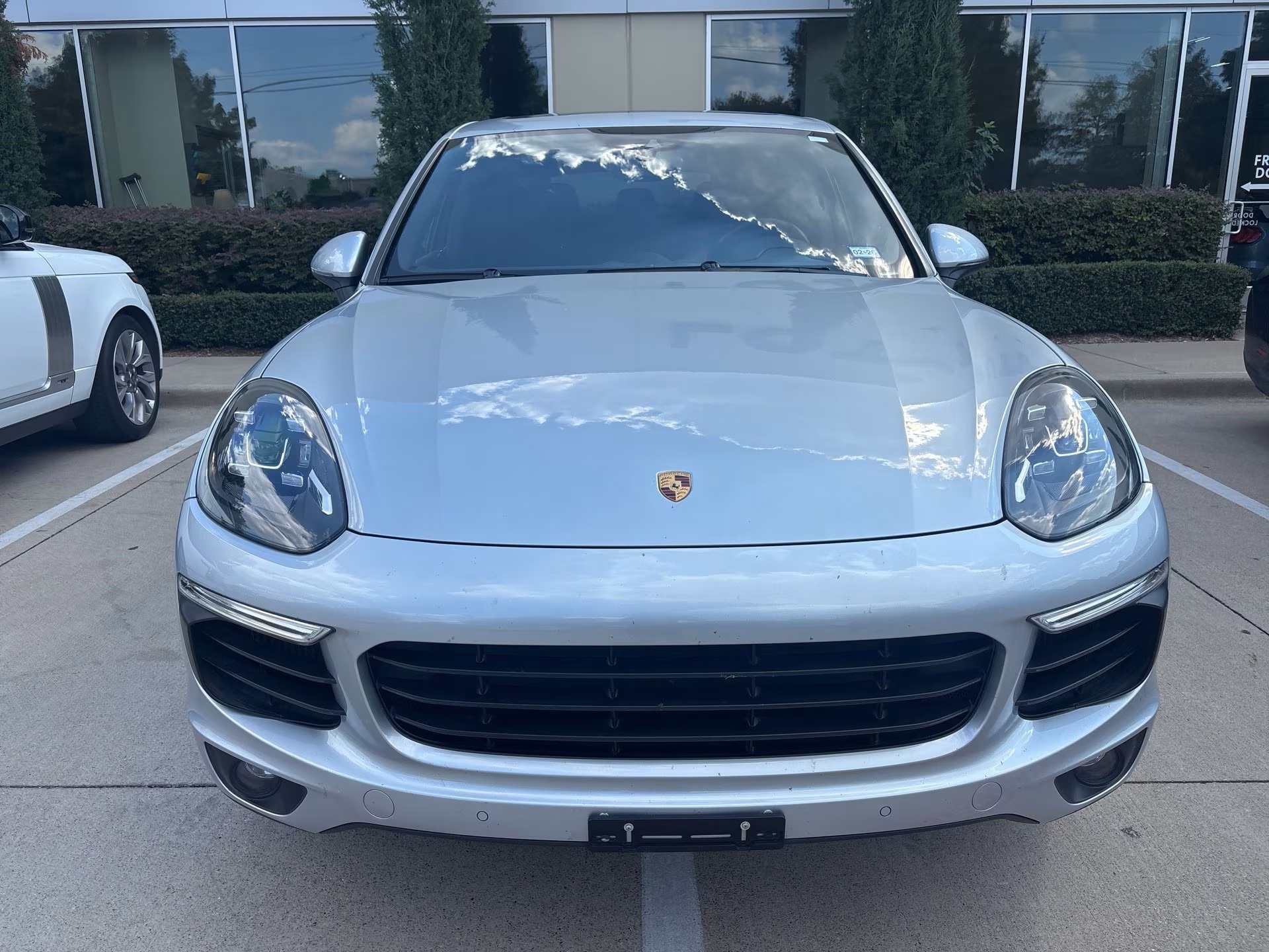 Load larger image of 2017 Porsche Cayenne S - Stuttcars Classified