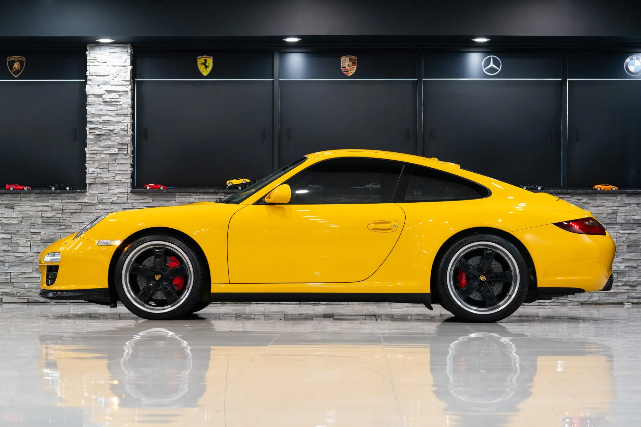 Load larger image of 2010 Porsche 911 Carrera 4S Coupe - Stuttcars Classified