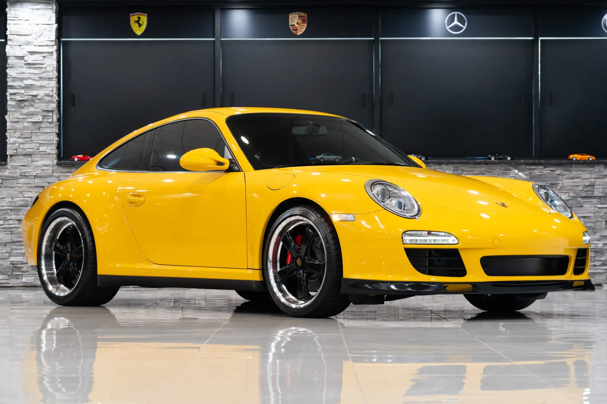 Load larger image of 2010 Porsche 911 Carrera 4S Coupe - Stuttcars Classified